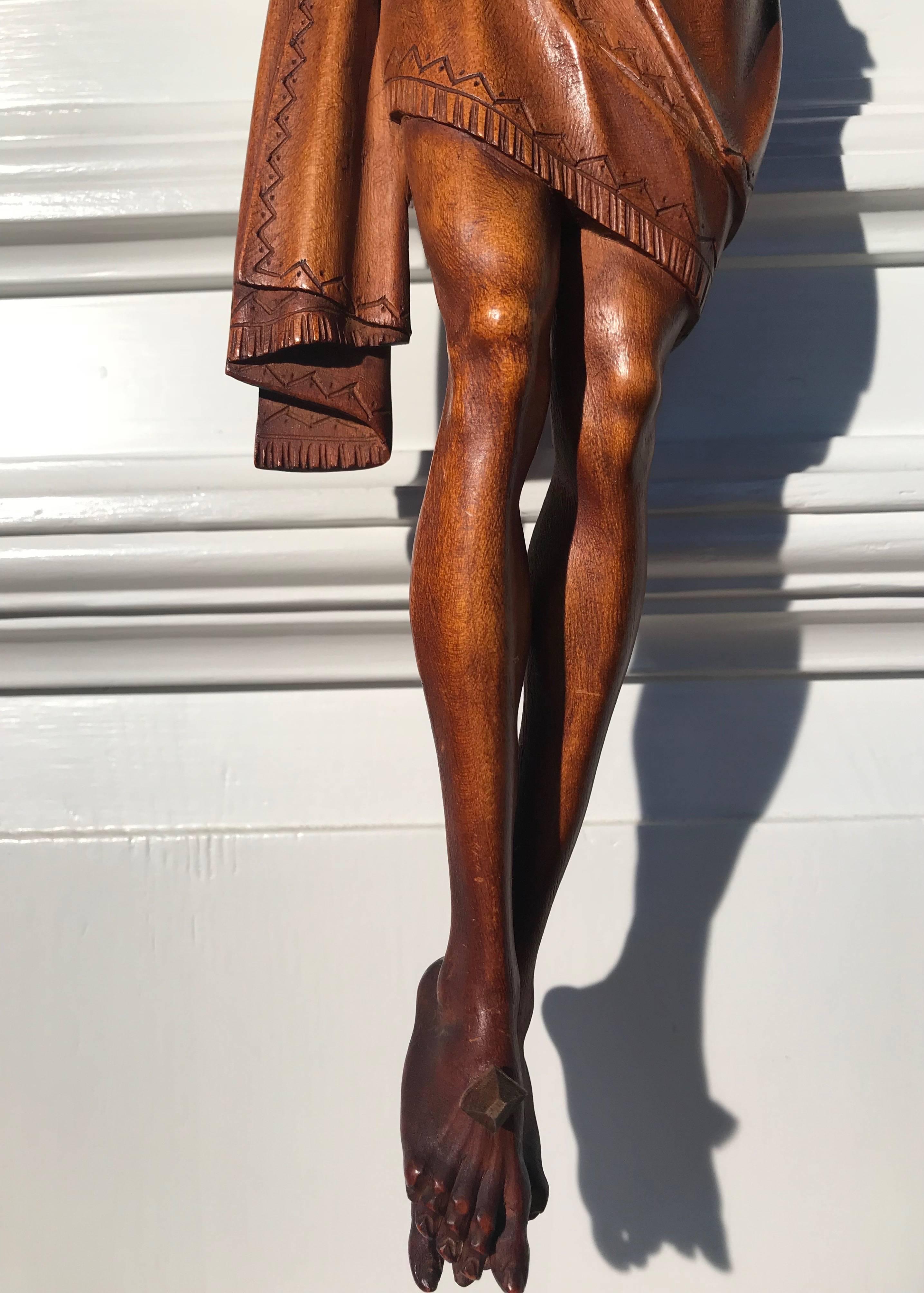 20th Century Early 1900s Finest Handcarved Wood Corpus of Christ Sculpture for Wall Mounting