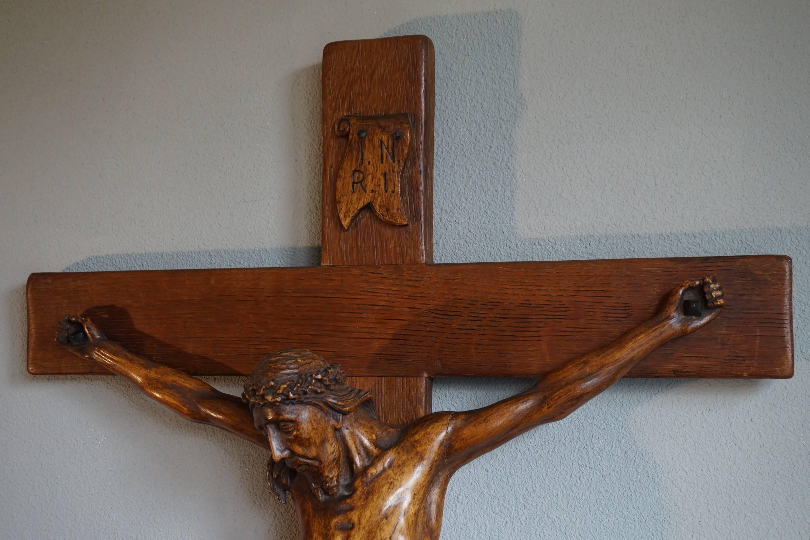 Large Hand-Carved Mid to Early 20th Century Corpus of Christ / Crucifix 1