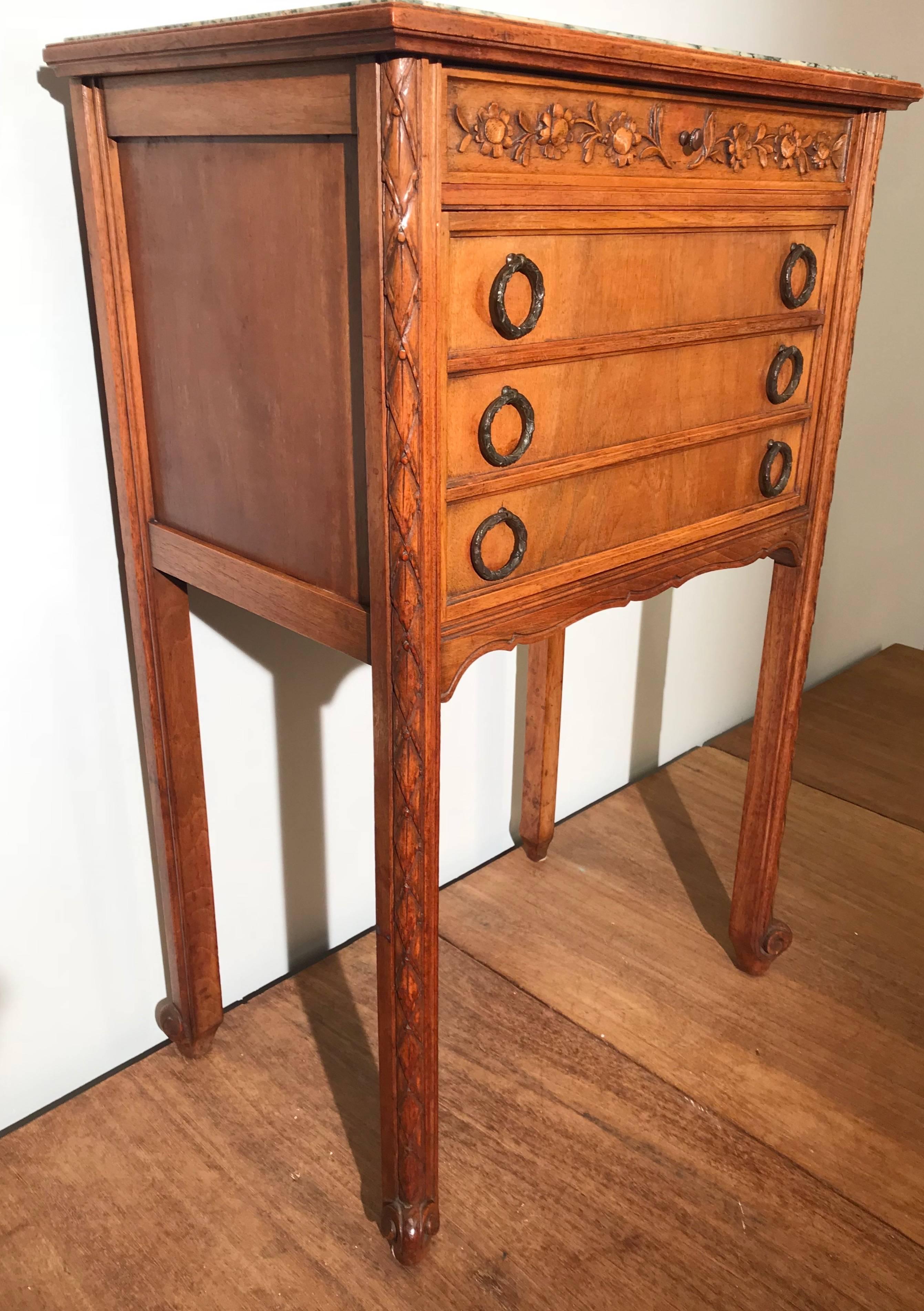 Rare, practical and beautiful quality antique cabinet or side table.

This early 1900s, practical size cabinet can be used for all kinds of purposes and in different kinds of interiors. This truly is a very interesting and artistically designed