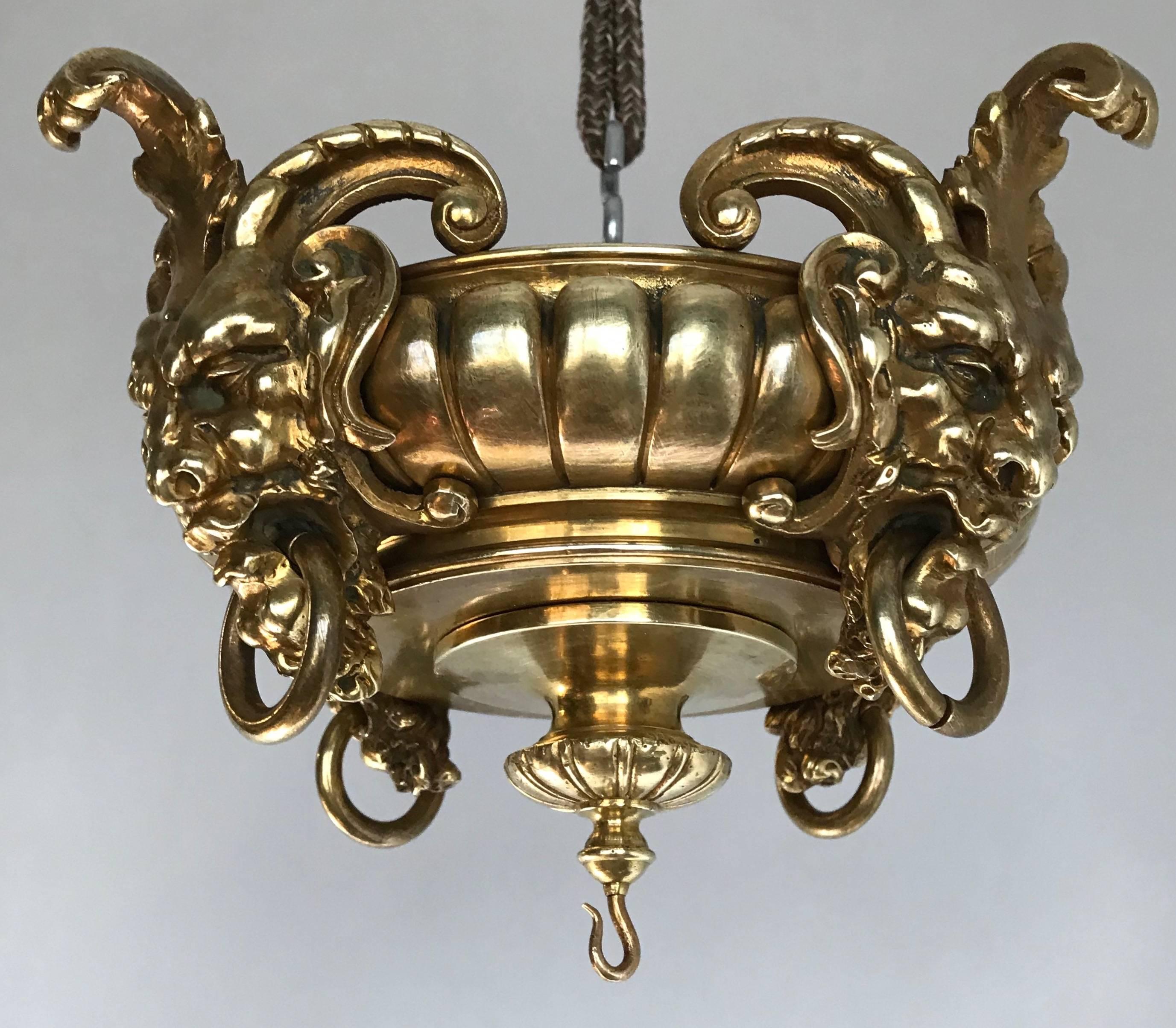 Monumental Large Neo Classical Gilt Bronze Sculptured Oil Lamp Chandelier  In Good Condition For Sale In Lisse, NL