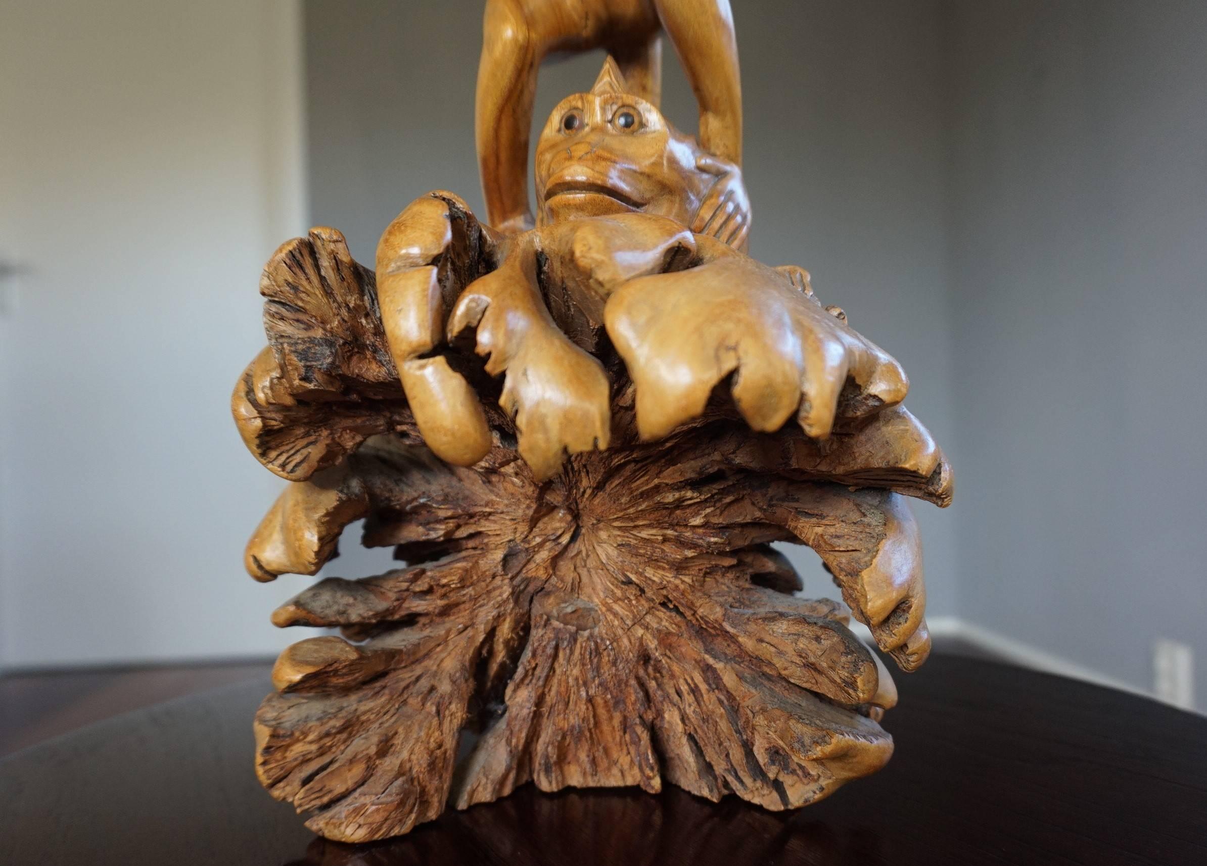 Asian Hand-Carved Wooden Midcentury Two Monkey Sculpture Out of Tropical Tree Trunk For Sale