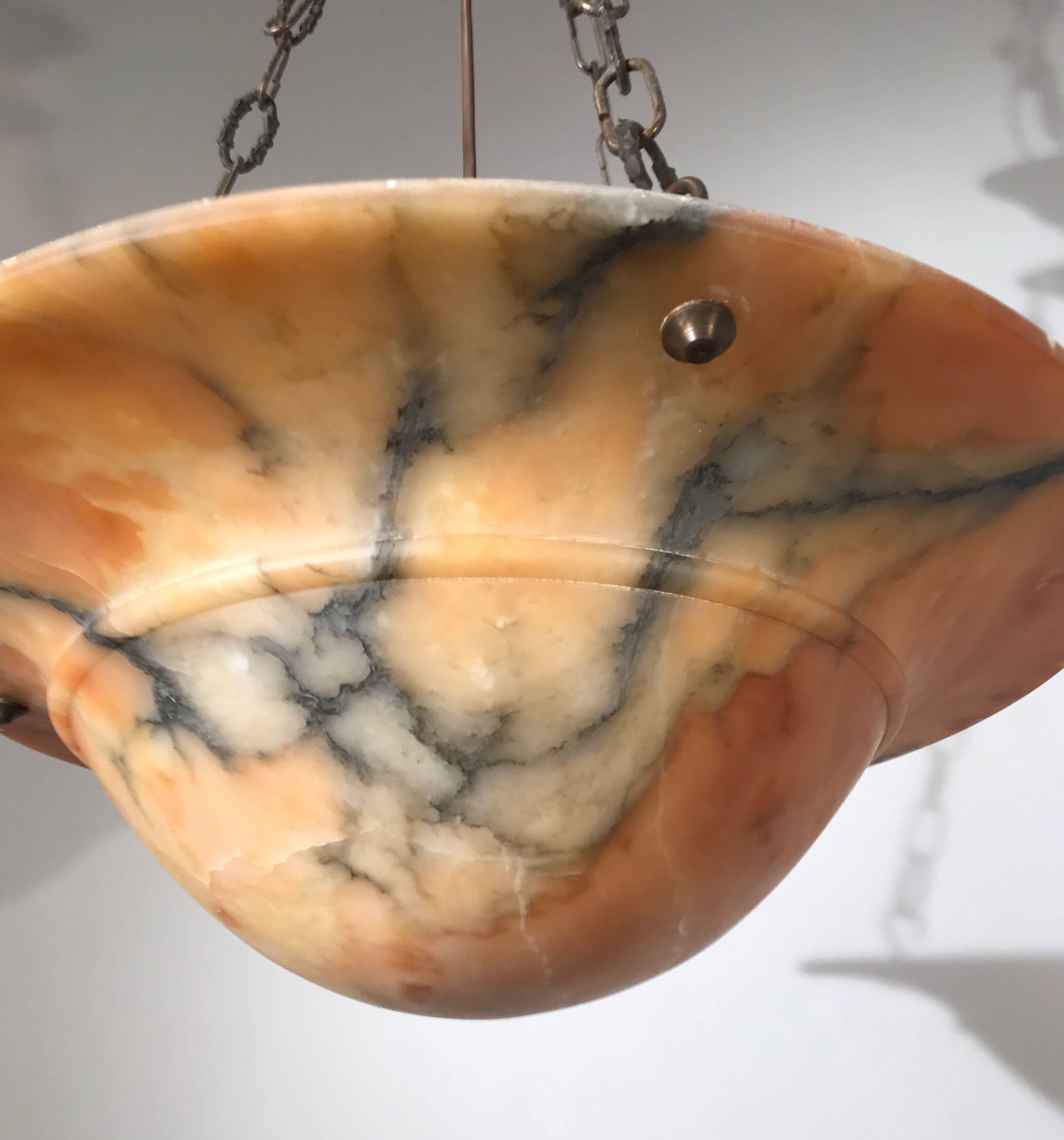 Polished Beautiful Shape and Color Antique Art Deco Alabaster with Chain Pendant Light For Sale