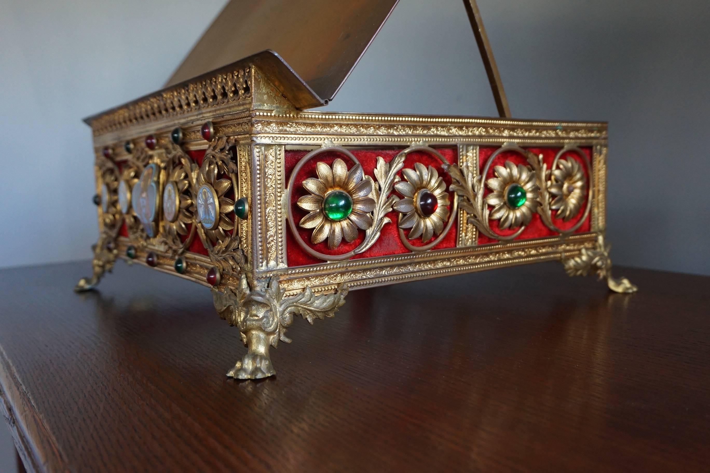 Gothic Revival Gilt Brass Bible Stand Inlaid with Cloisonné Cartouche of Christ In Excellent Condition In Lisse, NL