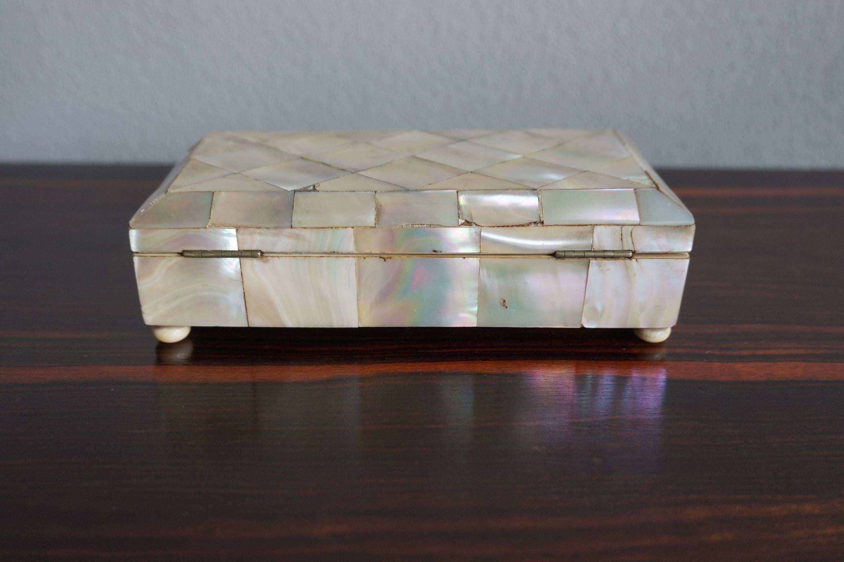 19th Century Mother-of-Pearl Spoon or Jewelry Box, Bone Lining and Silver Hinges 1