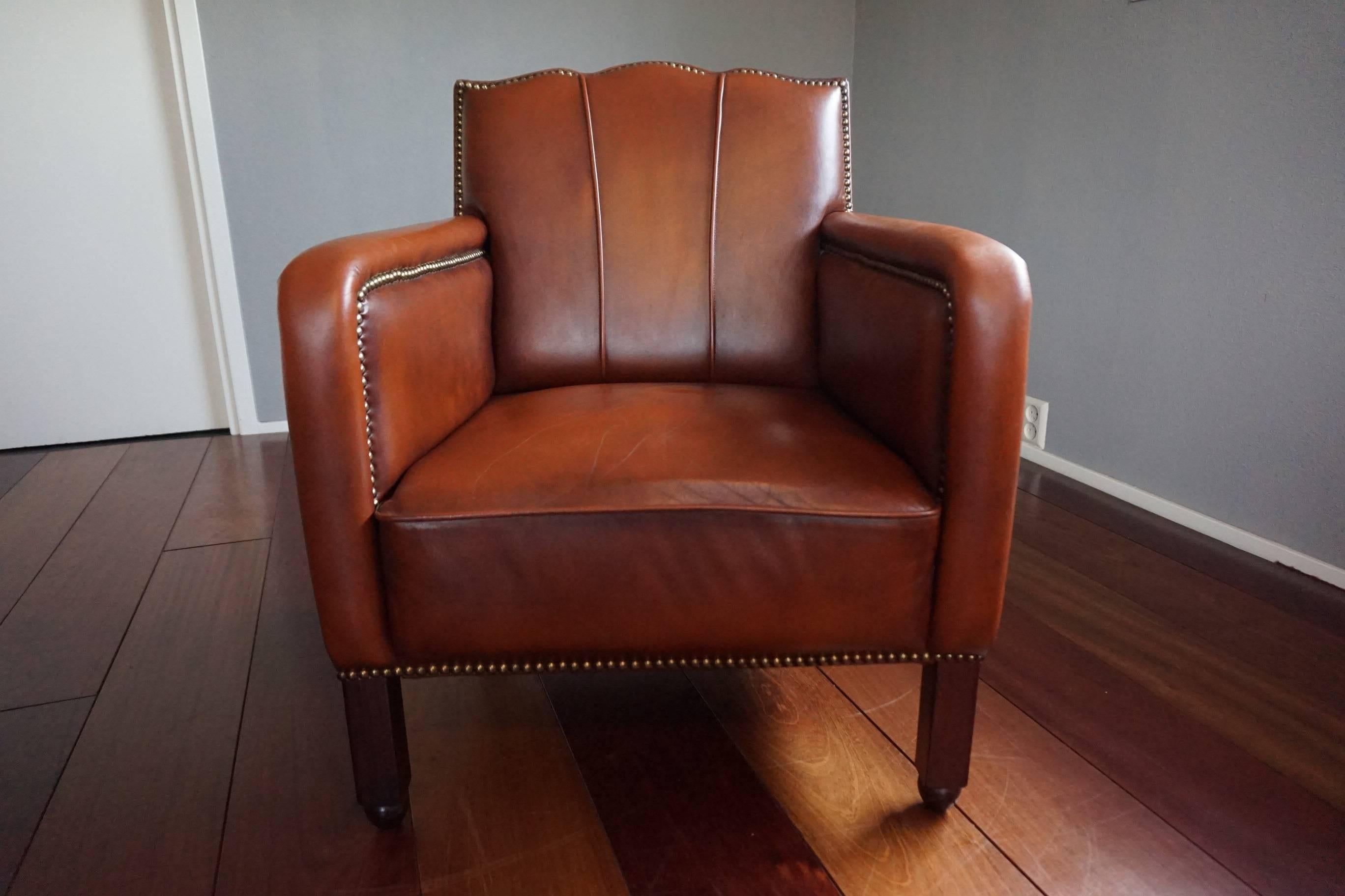 Art Deco Style Leather Ladies Club Armchair, Beautiful Design and Color In Excellent Condition In Lisse, NL