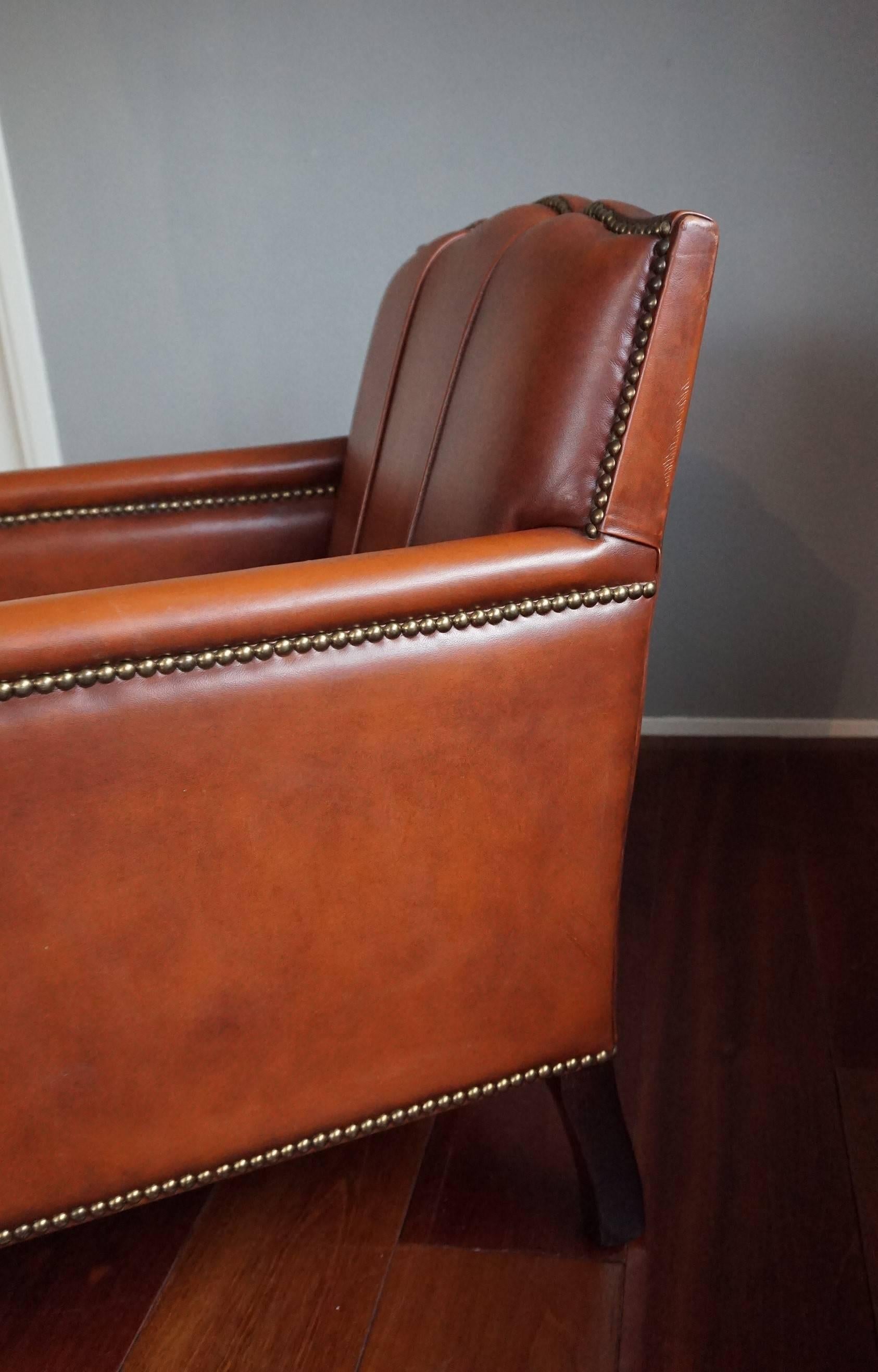 Wood Art Deco Style Leather Ladies Club Armchair, Beautiful Design and Color