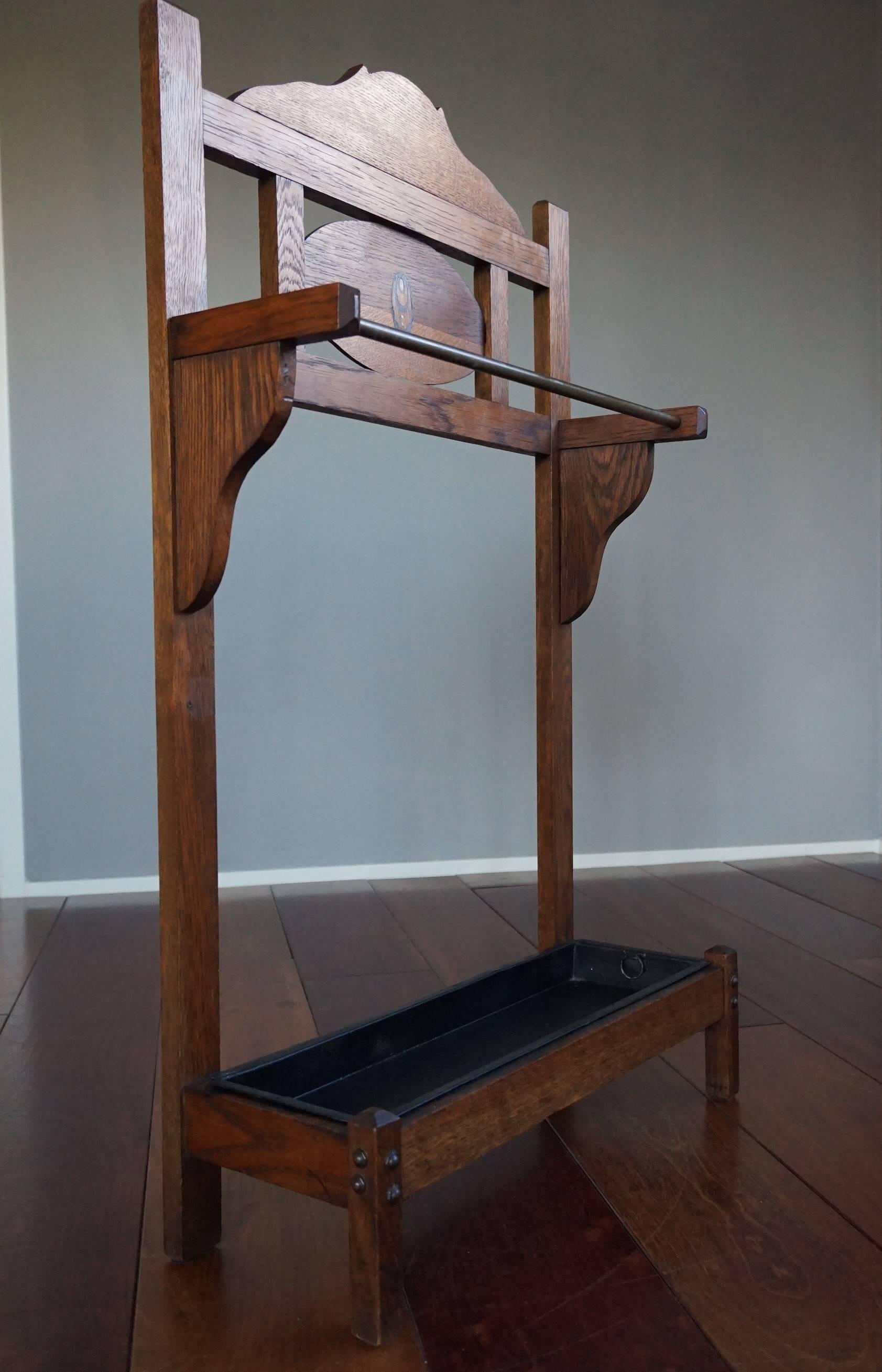 20th Century Antique Arts and Crafts Stylishly Geometrical Design Oak Hallway Umbrella Stand