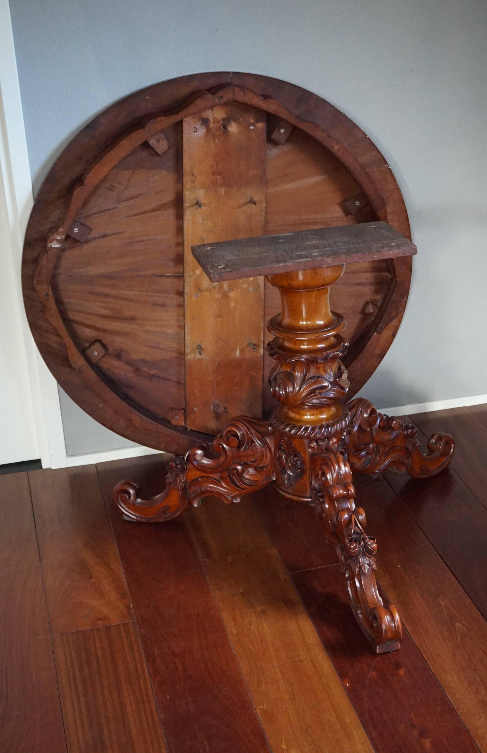 19th Century Chestnut Wooden Dining or Center Table with Hand-Carved Tripod Base 1