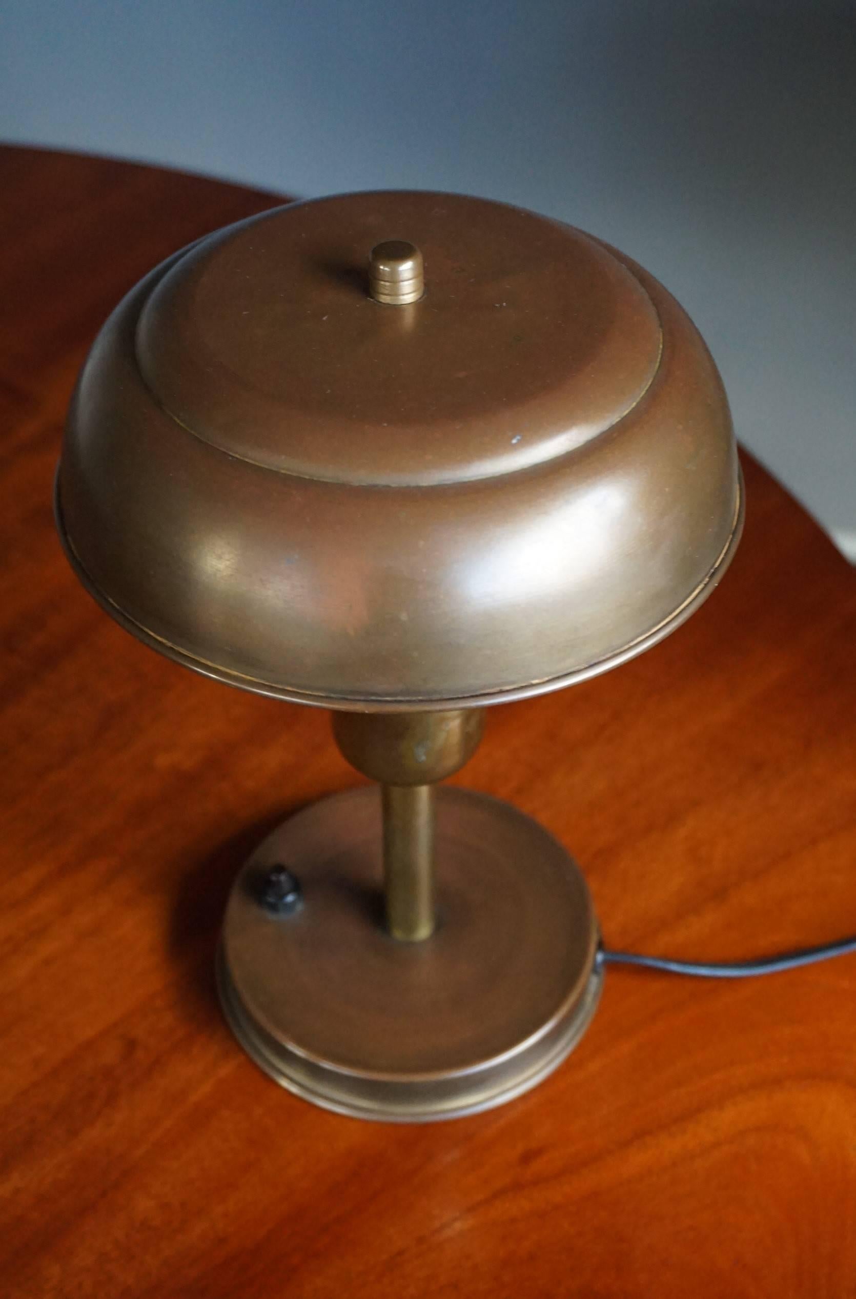 20th Century Rare and Highly Stylish 1930s Little Copper Metal Art Deco Table or Desk Lamp