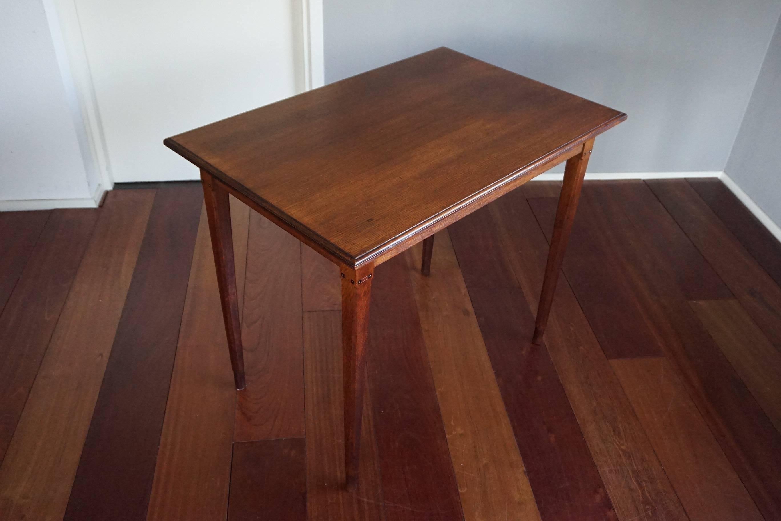 Antique Mother-of-Pearl Inlaid Arts & Crafts Writing Table with Matching Chair In Excellent Condition In Lisse, NL