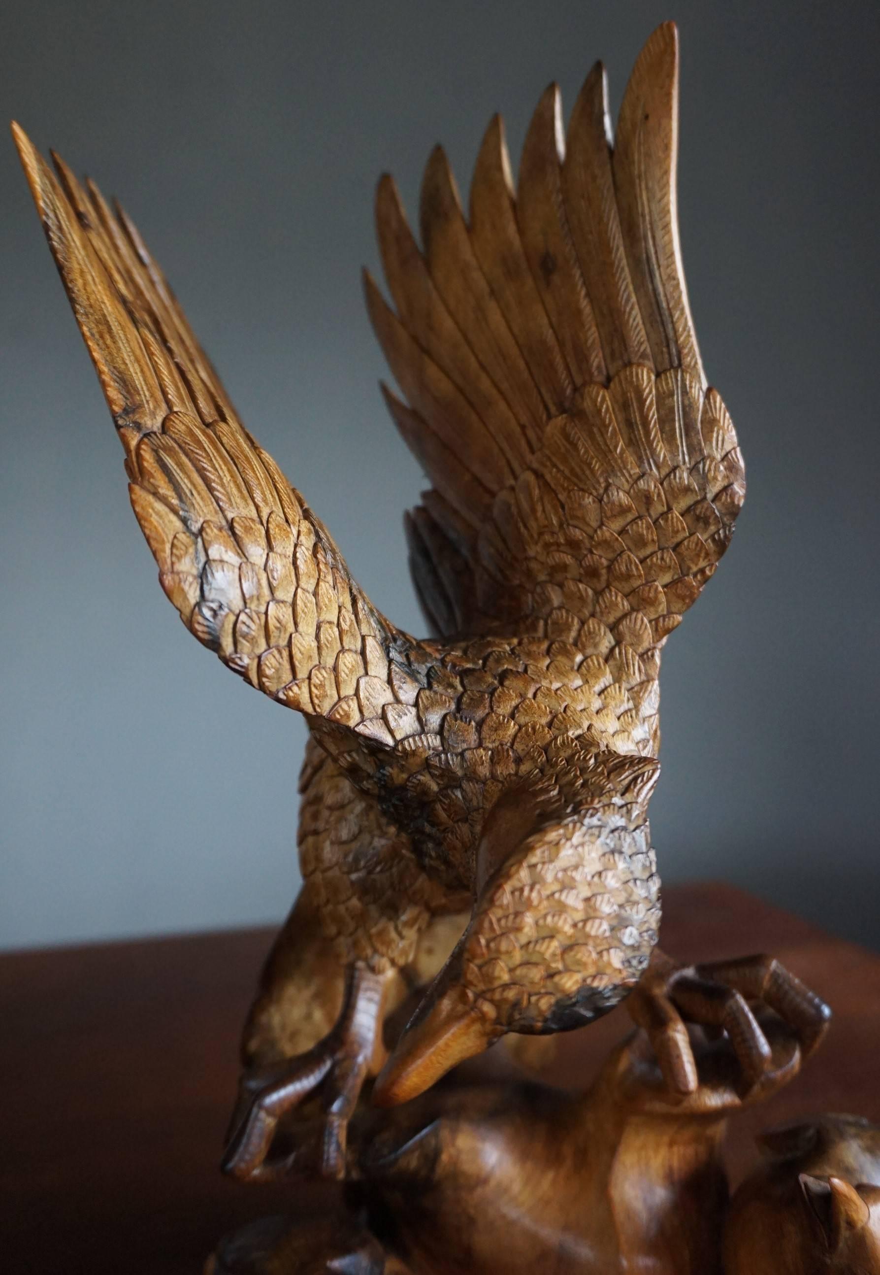 Hand-Carved Solid Macassar Ebony Bird Feeding Chicks Sculpture Great Condition 3