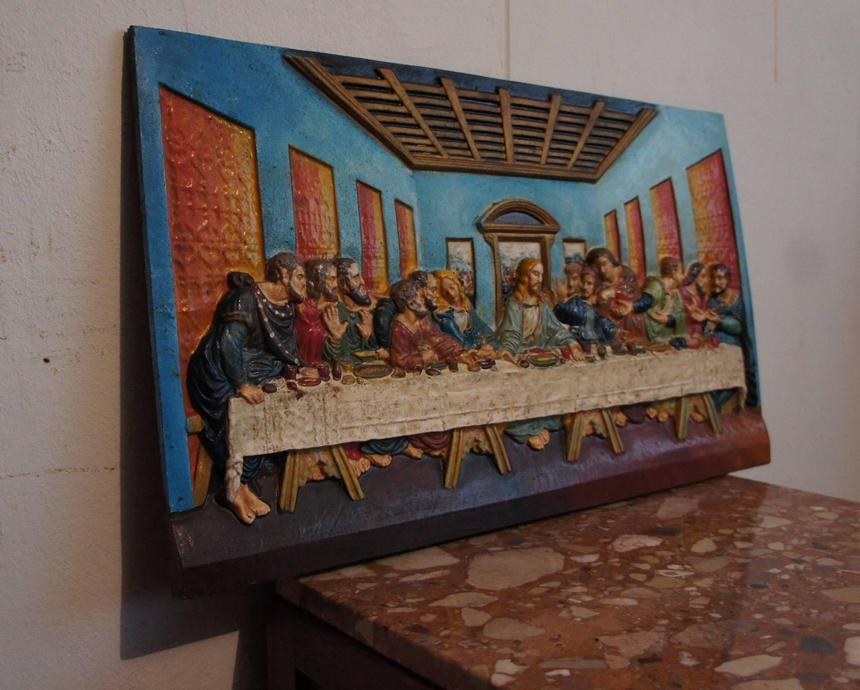 Meaningful and decorative work of religious art.

This hand-painted, cast iron replica of the world famous fresco by Leonardo da Vinci is in excellent condition. This Renaissance style work of religious art was definitely made to last and it is a