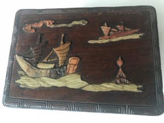 Boîte d'antiquités en châtaignier sculptée à la main de style bambou asiatique incrustée de savons