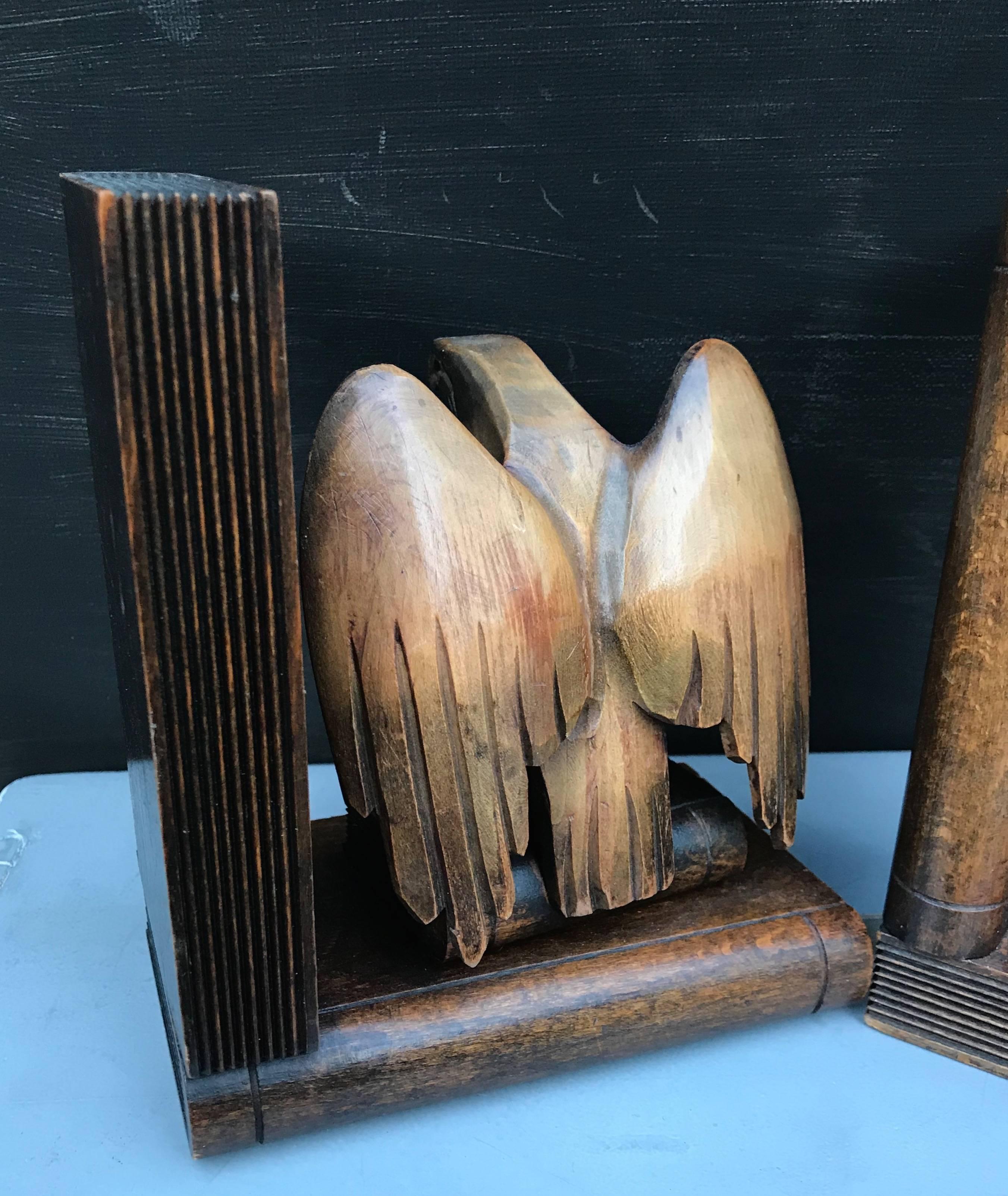 Beech Rare Early 1900s Hand-Carved Solid Wood Pair of Winged American Eagle Bookends