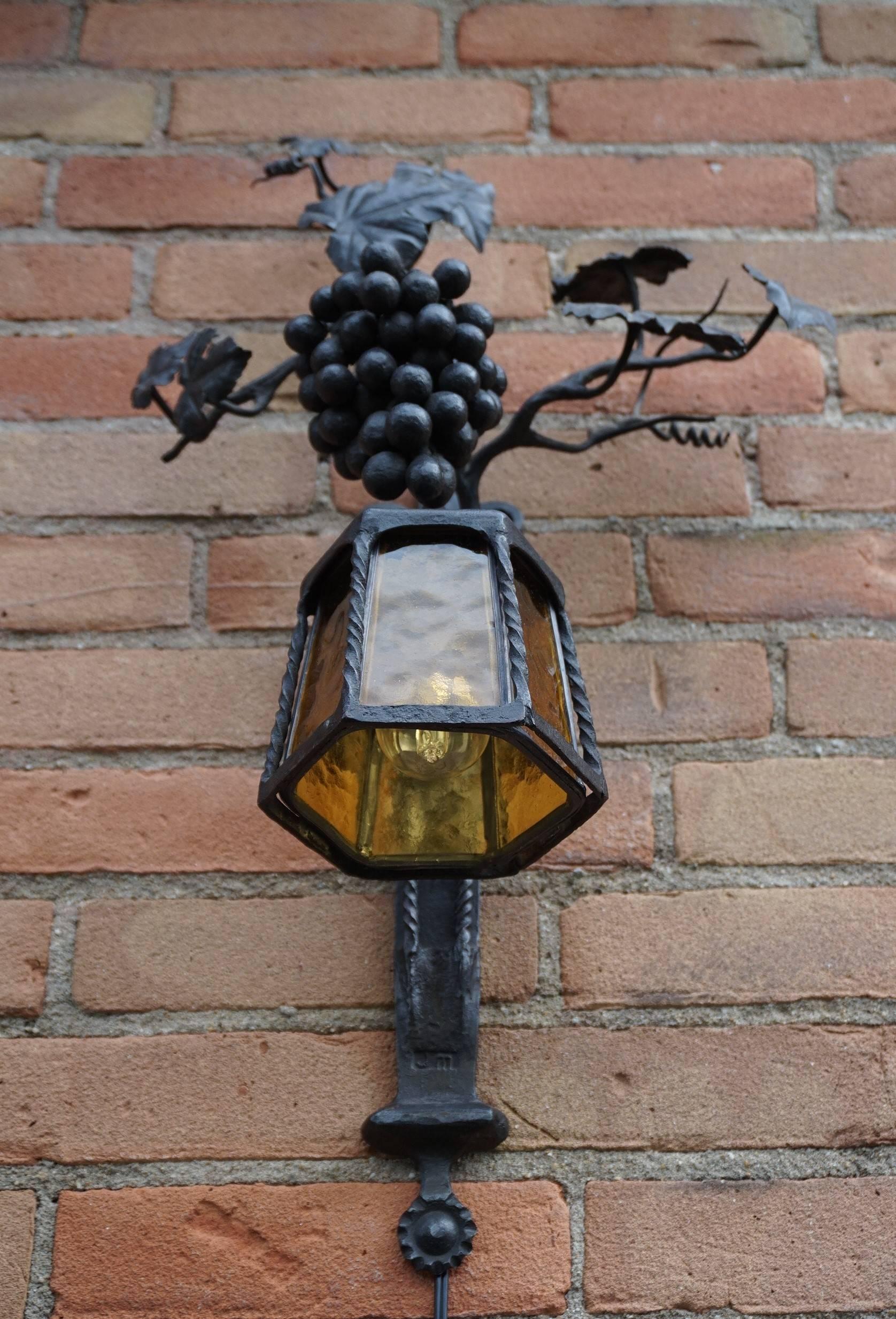 Arts and Crafts Wrought Iron Bunch of Grapes Wall Sconce / Wine Theme Lamp 1