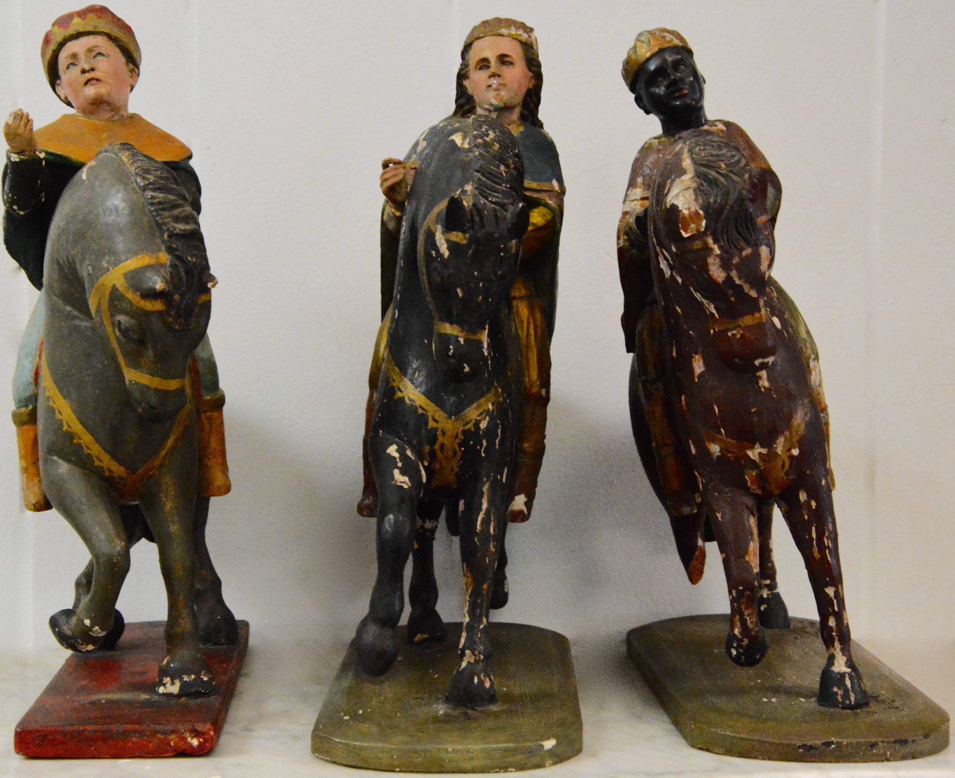 Three Wise Men 18th Century Carved Figures For Sale 2