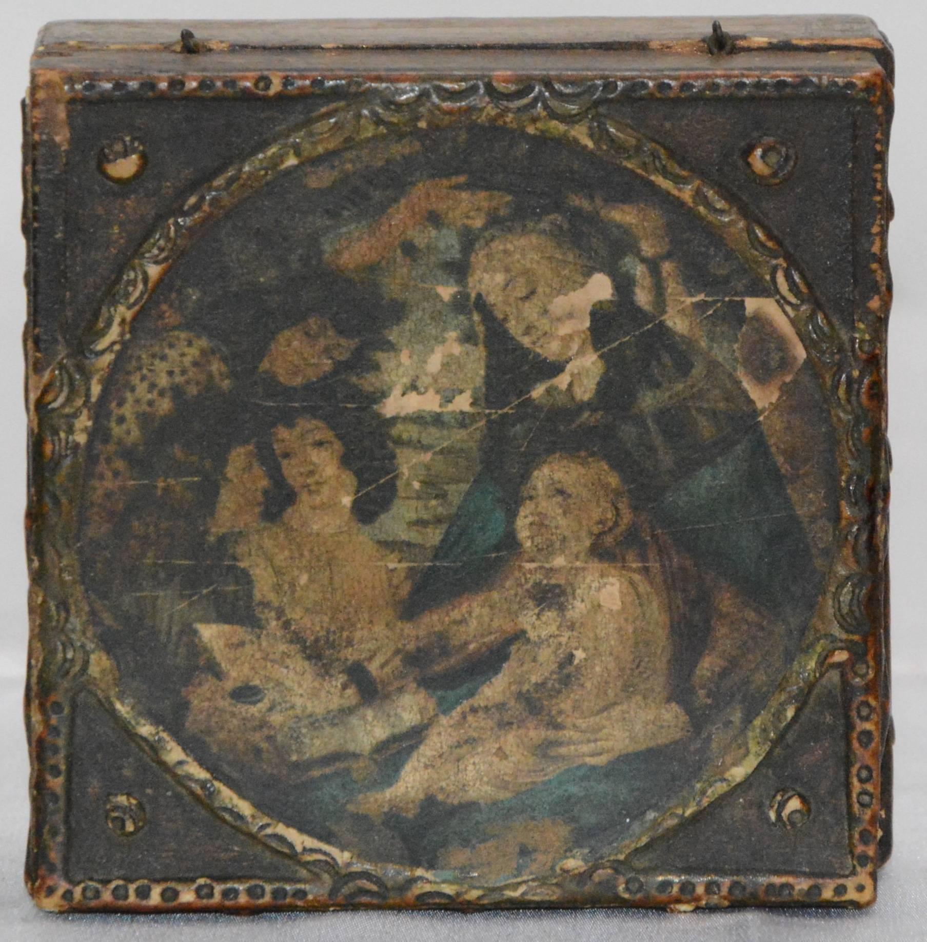 Florentine Box with Madonna and Child In Fair Condition For Sale In Cookeville, TN