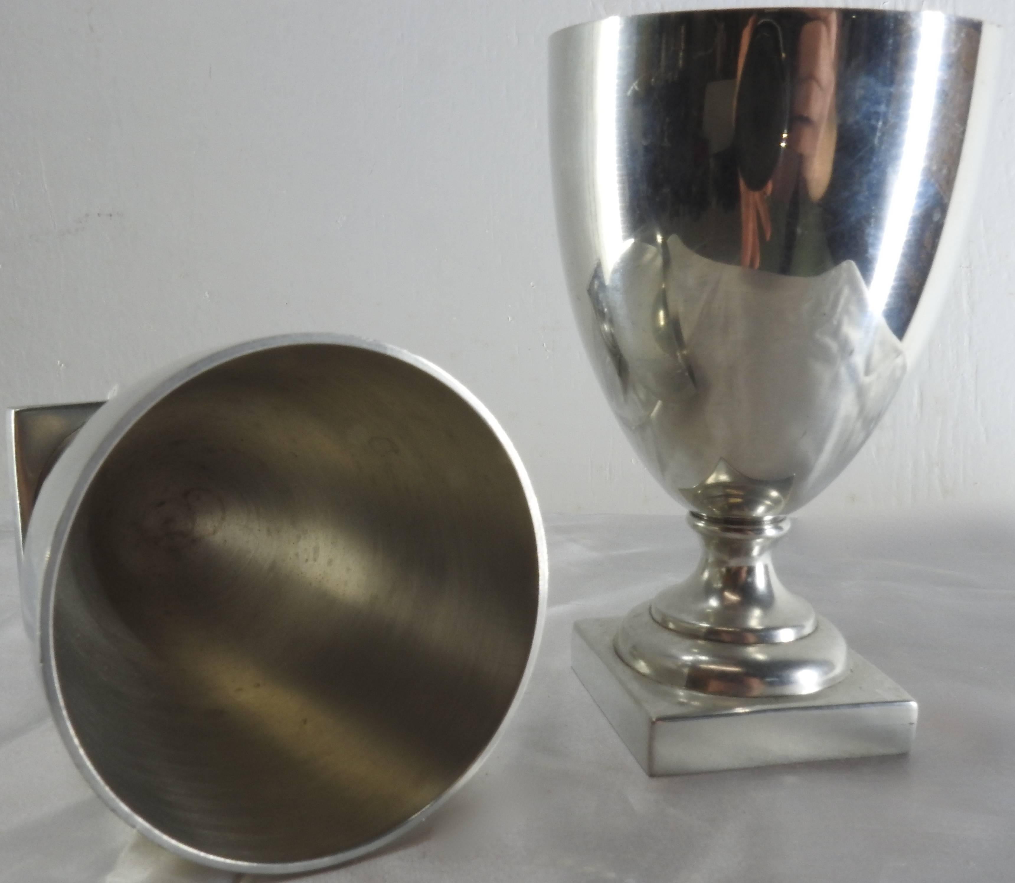 Pewter Pair of Goblets Williamsburg by Shirley In Good Condition For Sale In Cookeville, TN
