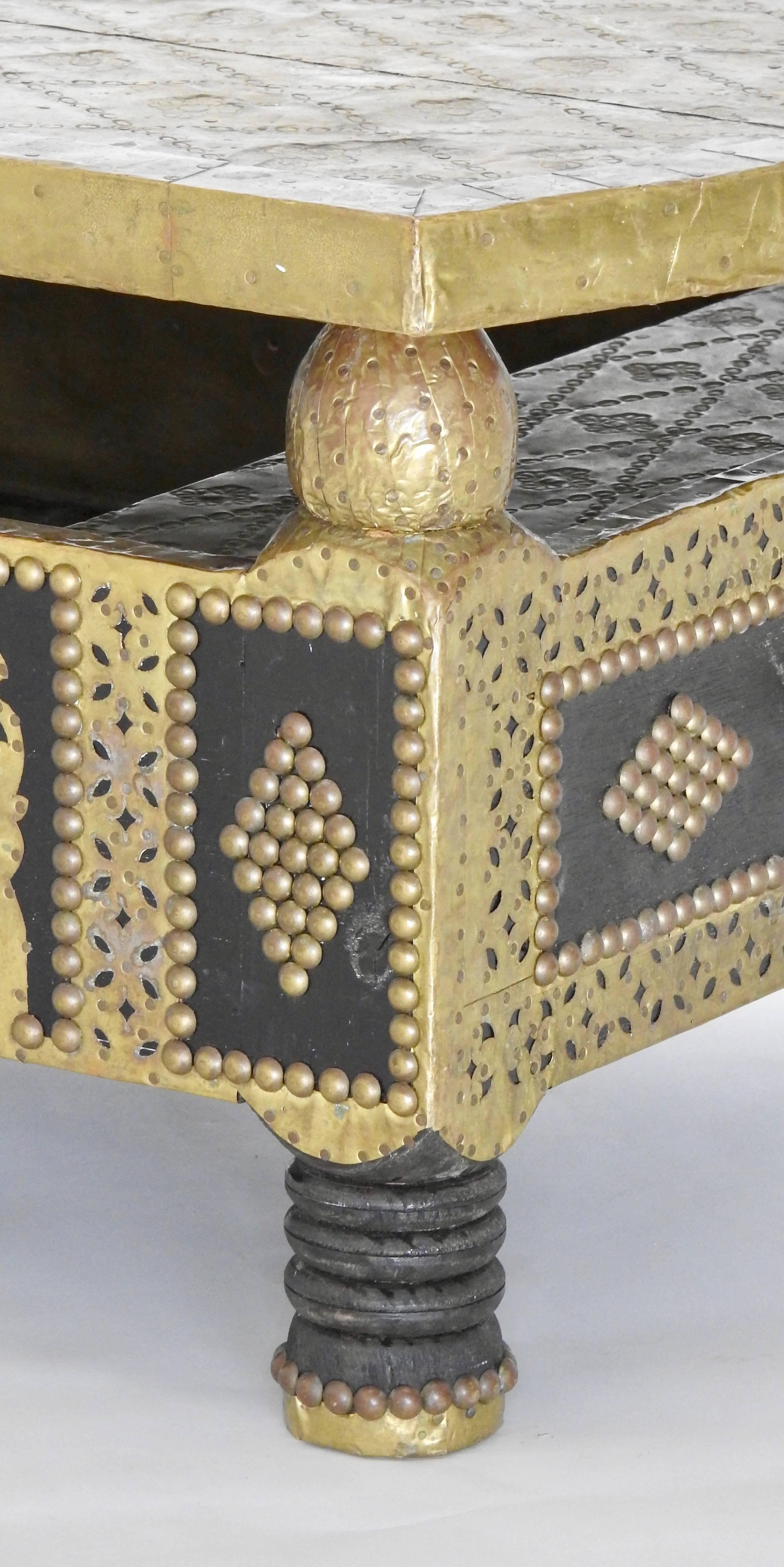 Chinese Export Asian Hammered Brass and Tacks on Wooden Coffee Table For Sale