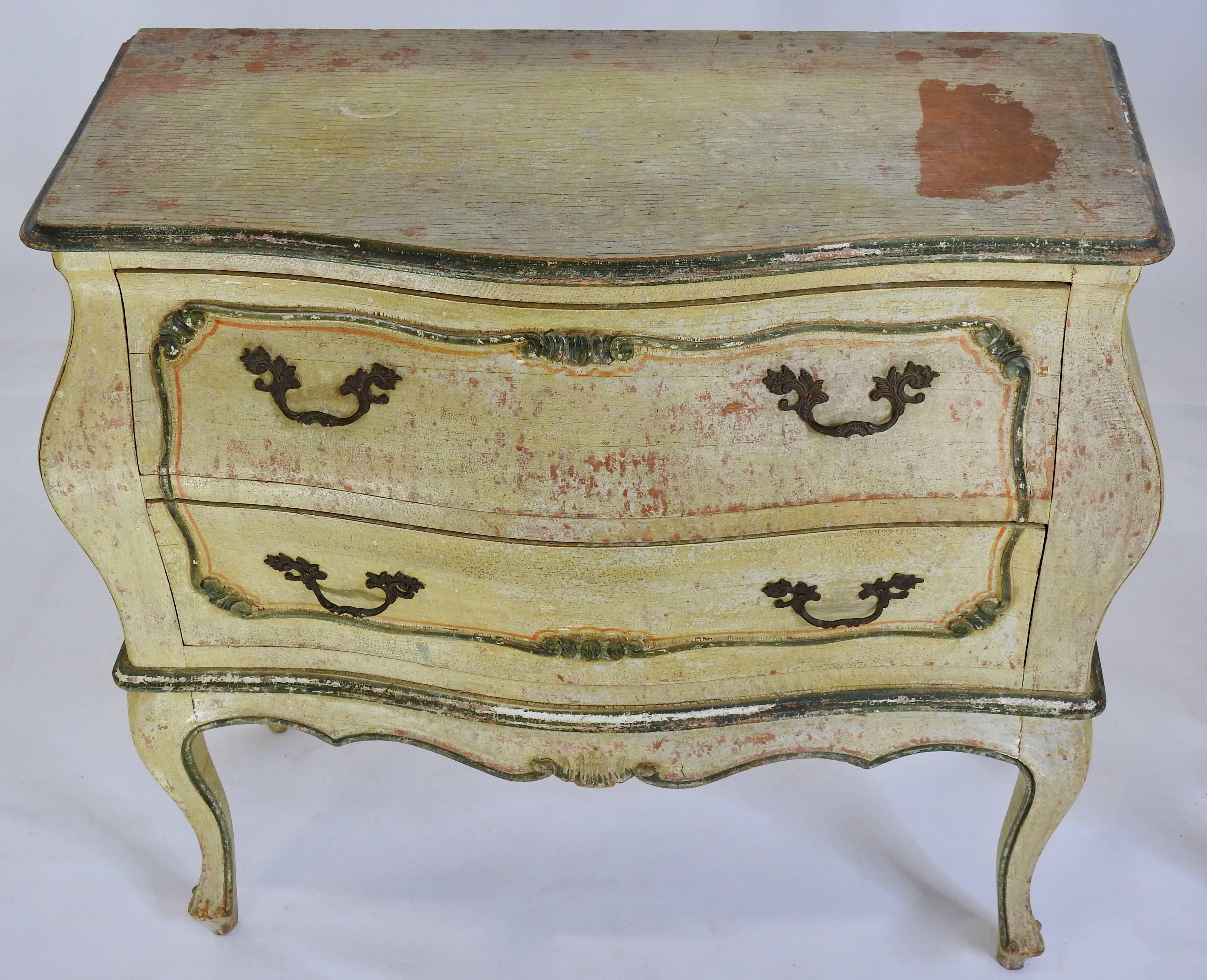 Pair of Hand-Painted Italian Bombay Chests In Good Condition In Cookeville, TN