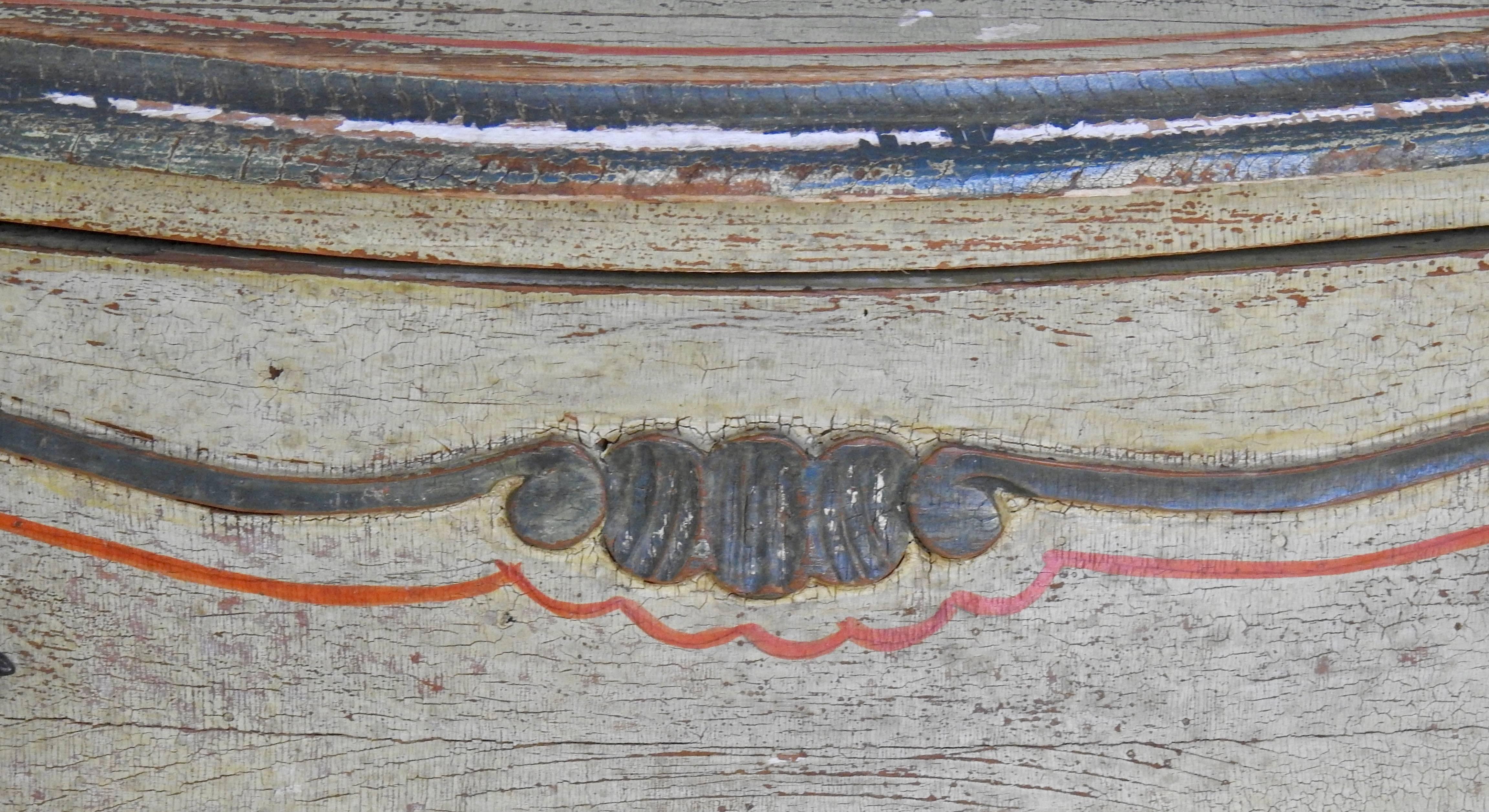 Pair of Hand-Painted Italian Bombay Chests 4