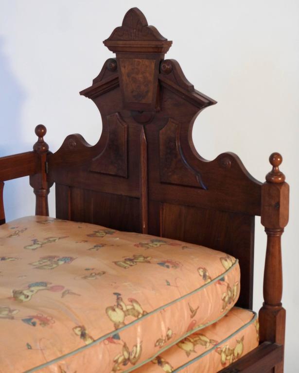 19th Century Victorian Baby Bed For Sale at 1stdibs