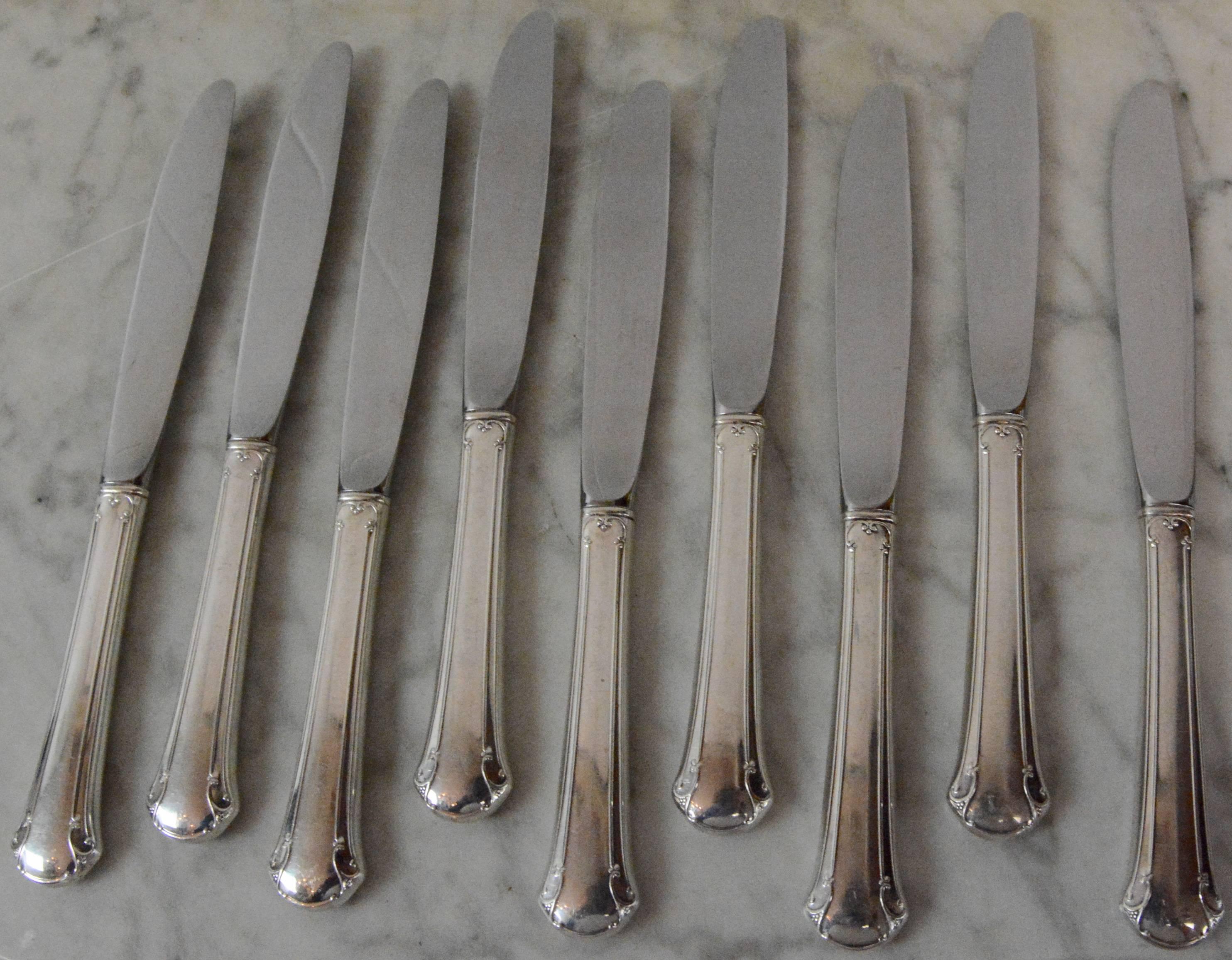 Cast Towle Sterling Silver Flatware Set Chippendale Pattern 39 Pieces For Sale