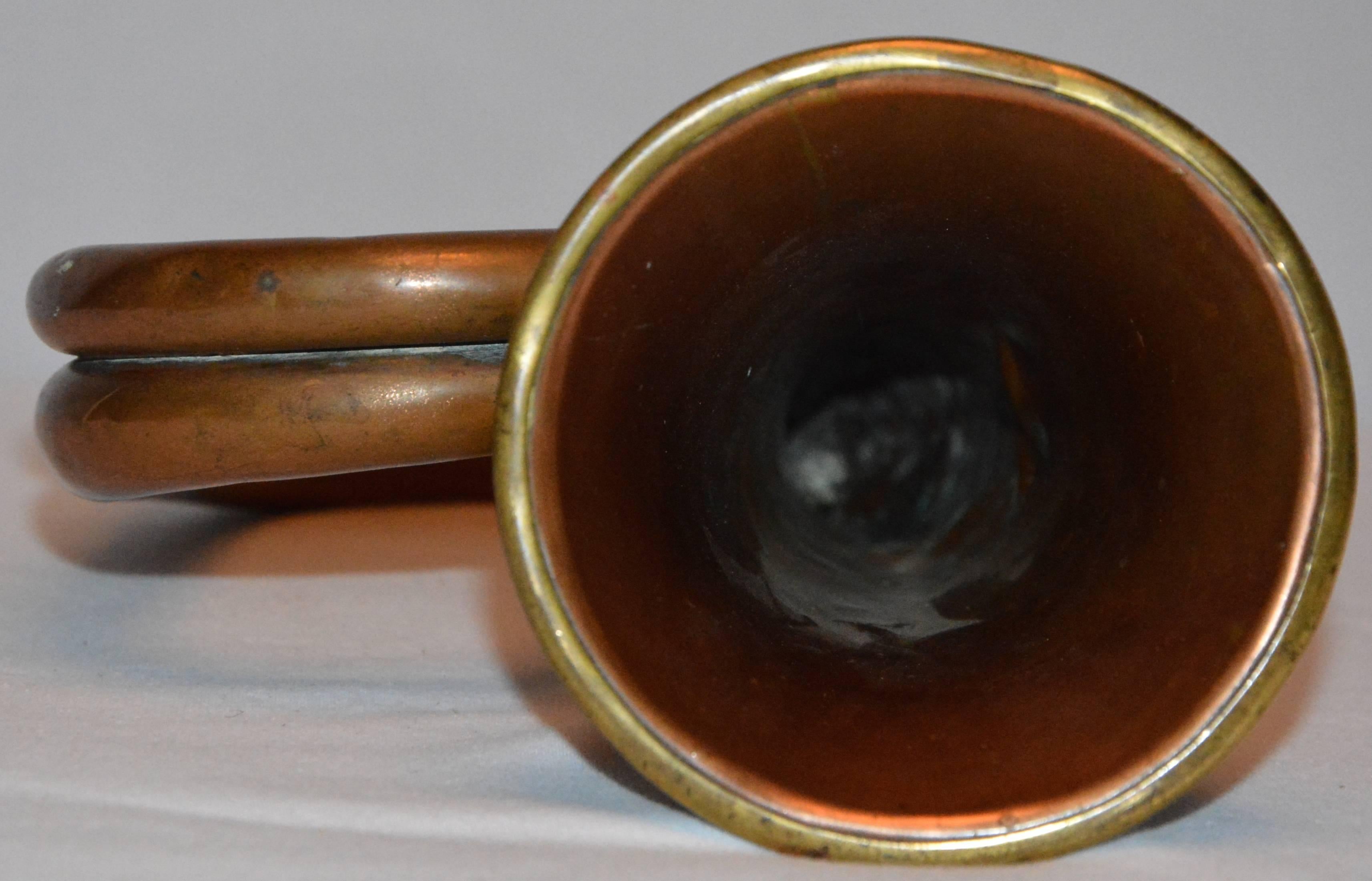 Hand-Crafted 1941 World War II Henry Pottery & Co. British Copper and Brass Military Bugle