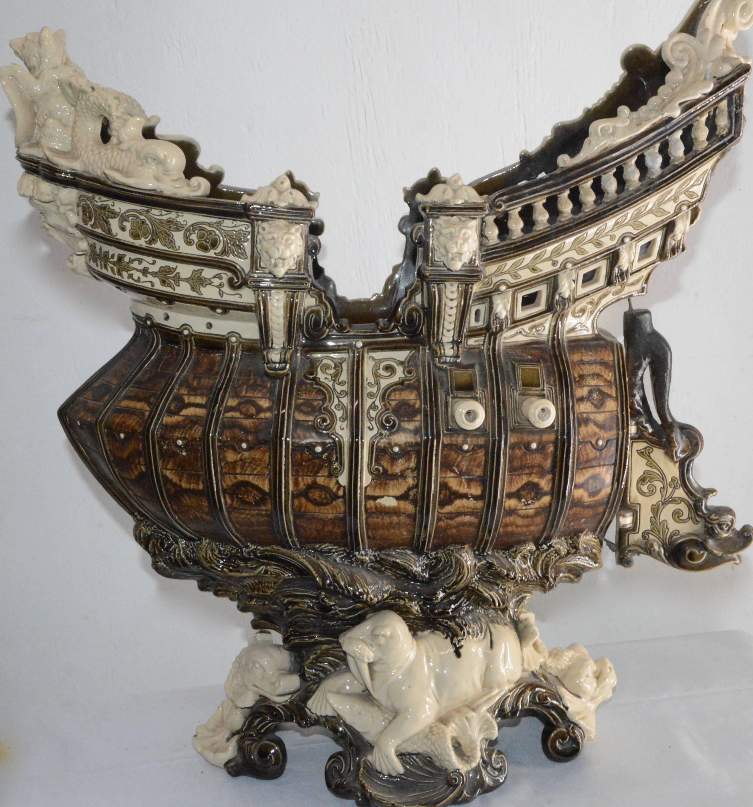 Majolica Ship Surrounded by Animals, Late 19th Century In Fair Condition For Sale In Cookeville, TN