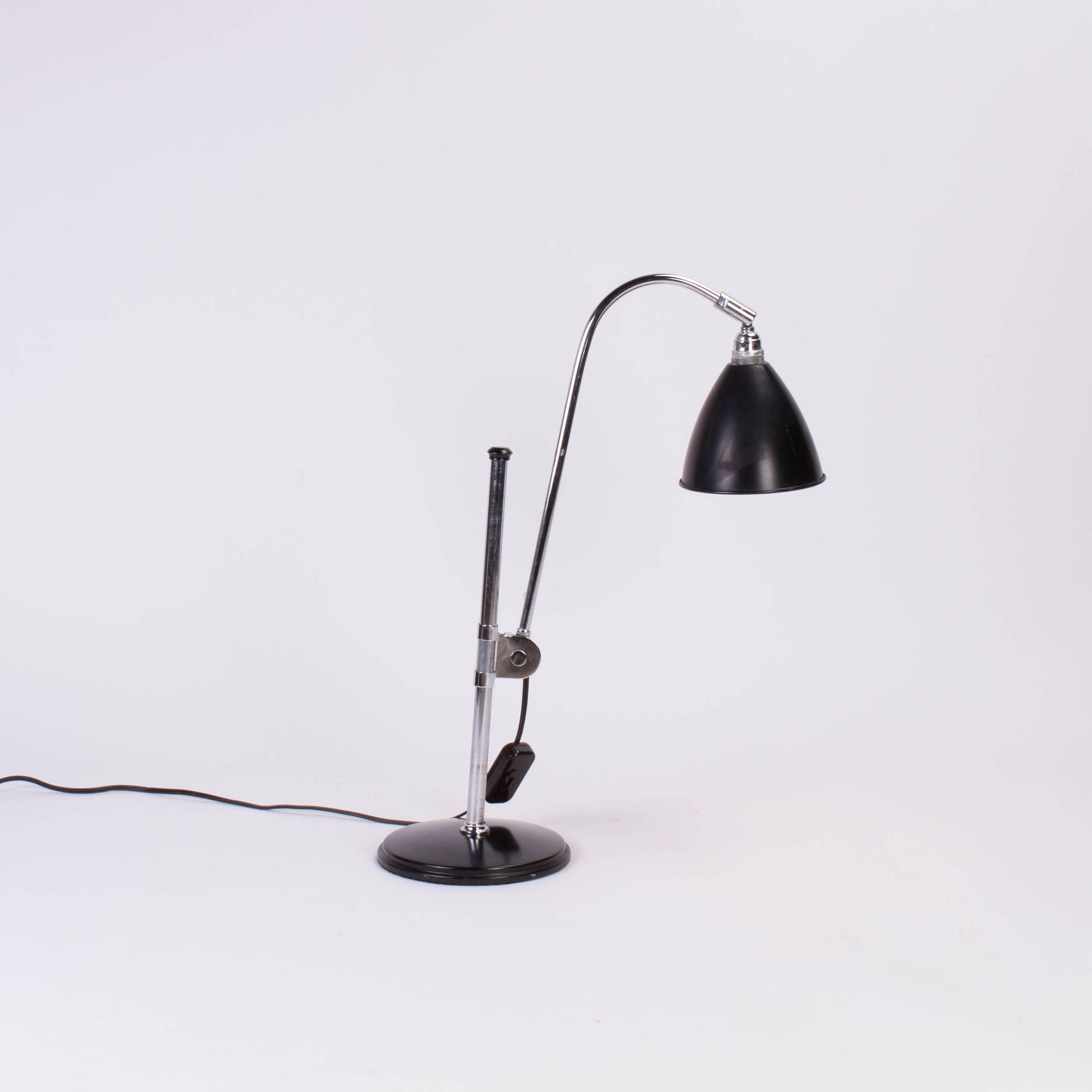 Metal Industrial Style Desk Lamp For Sale