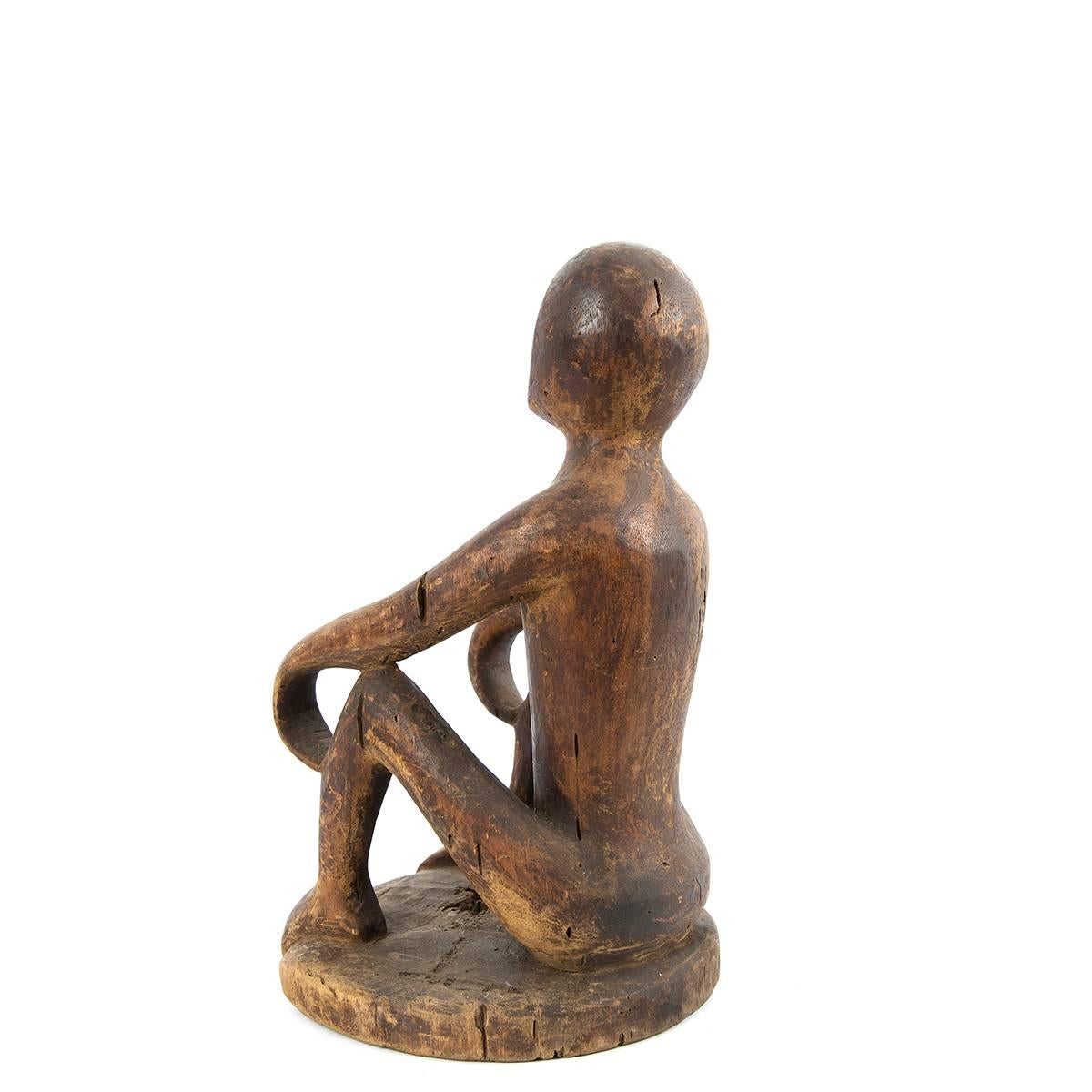 Indonesian Hand Carved Sitting Monkey Primitive Art from Asia For Sale