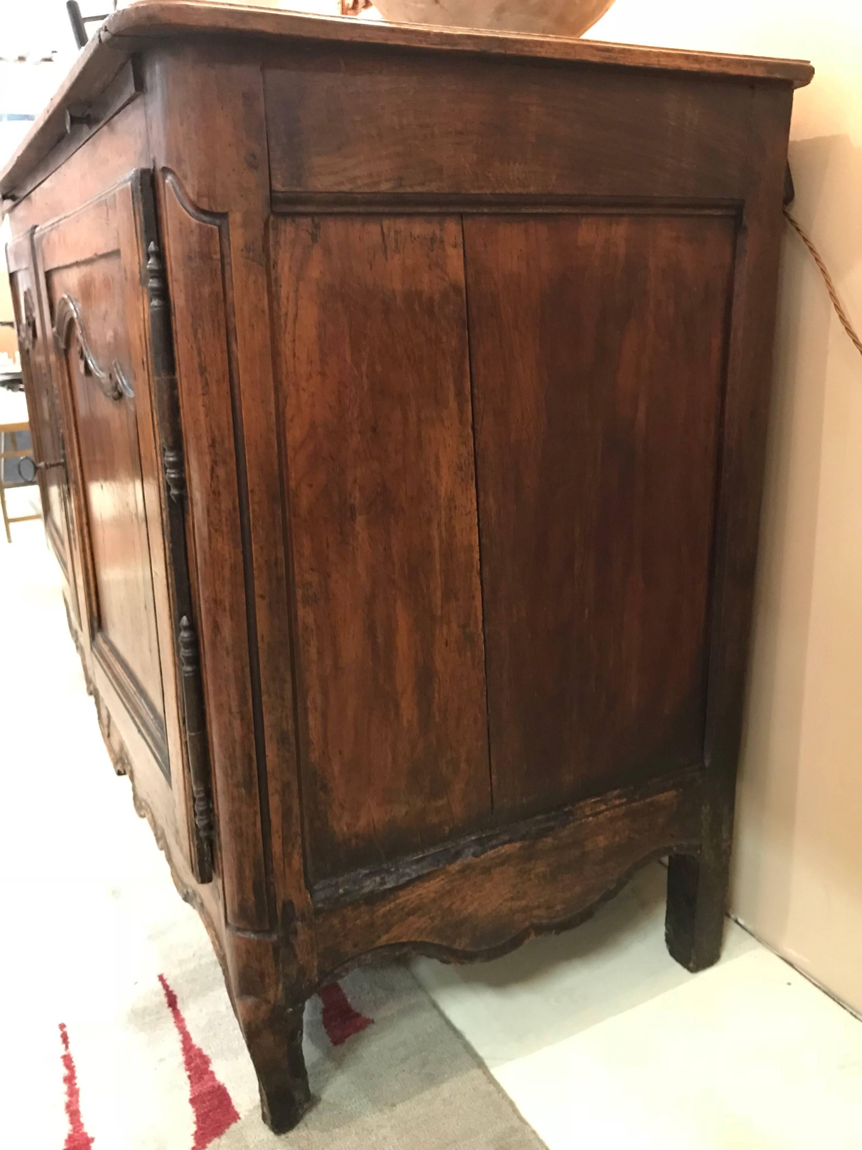 18th Century Louis XV Original Walnut Provincial French Buffet For Sale 3