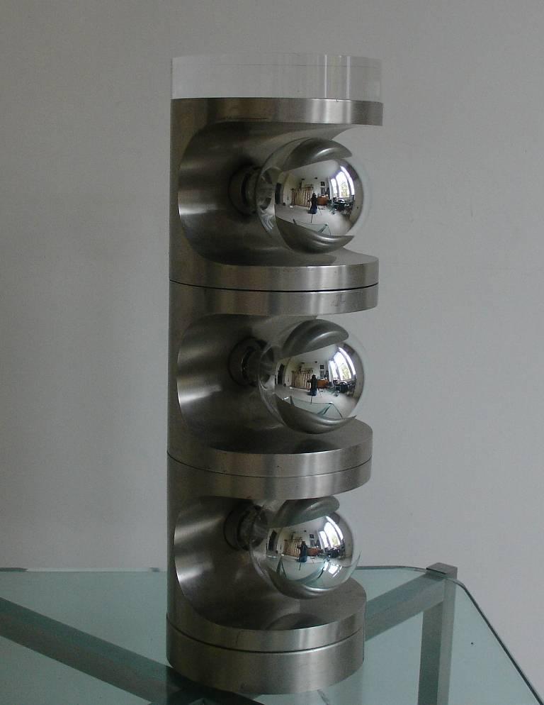 Unusual Brushed Steel and Perspex/Lucite Rotating Table Lamp, French circa 1970s For Sale 3