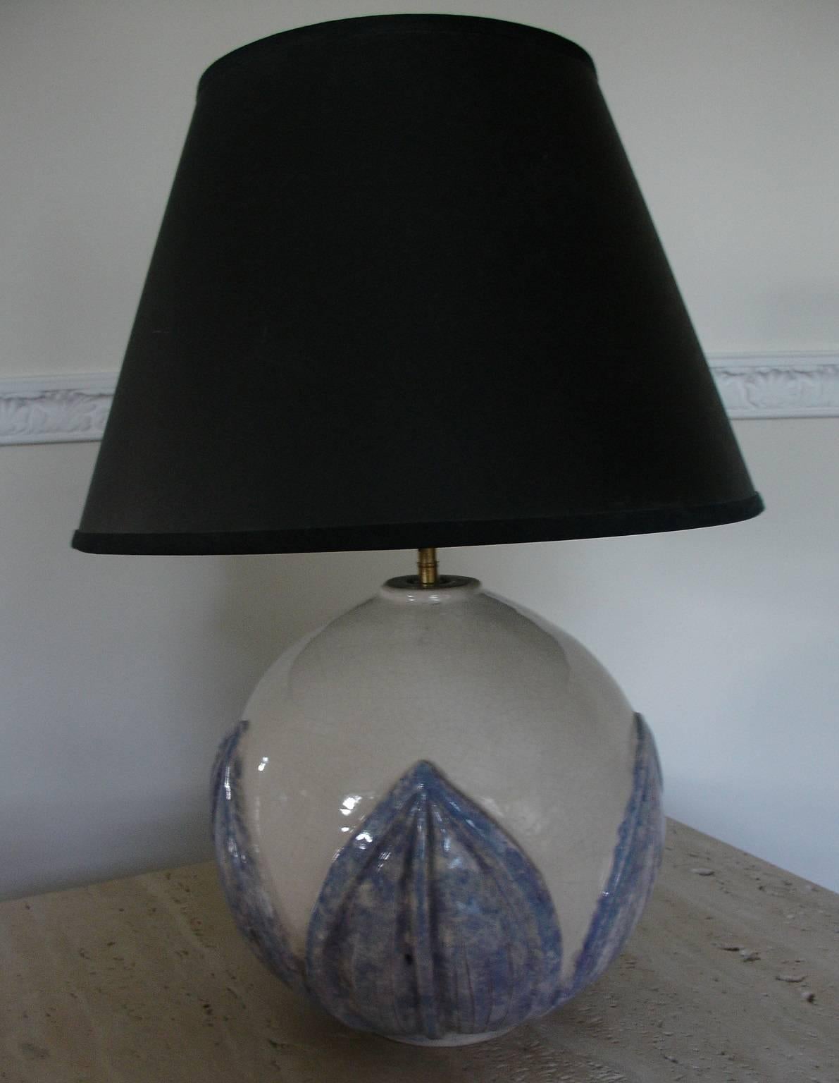 1930's French Large Ceramic Lamp, White and Blue Crackled Glazed signed Wibaux For Sale 3