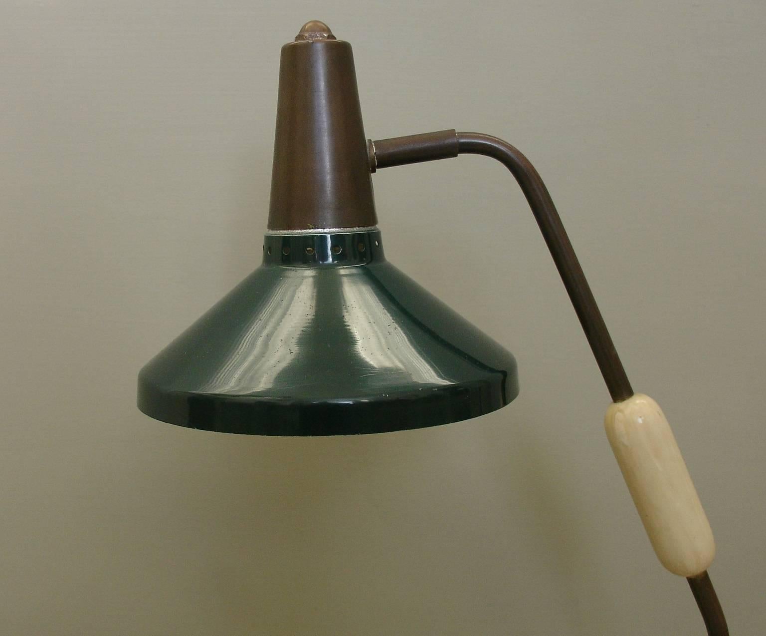 20th Century 1950's Italian small desk lamp