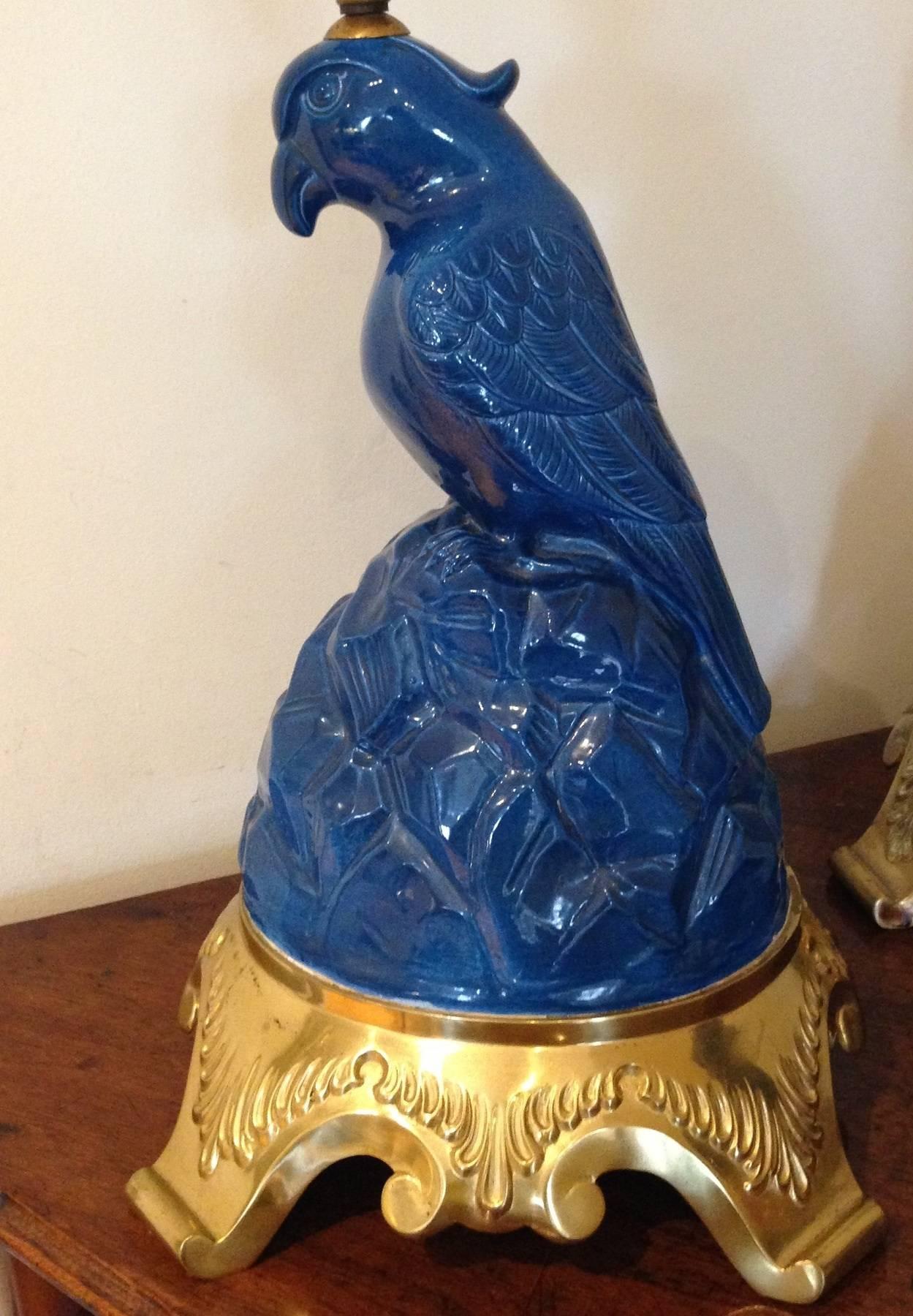 Set of Three Fabulous Glazed Blue Porcelain Parrot Lamps on Gilt Bronze Mounts In Excellent Condition In London, GB