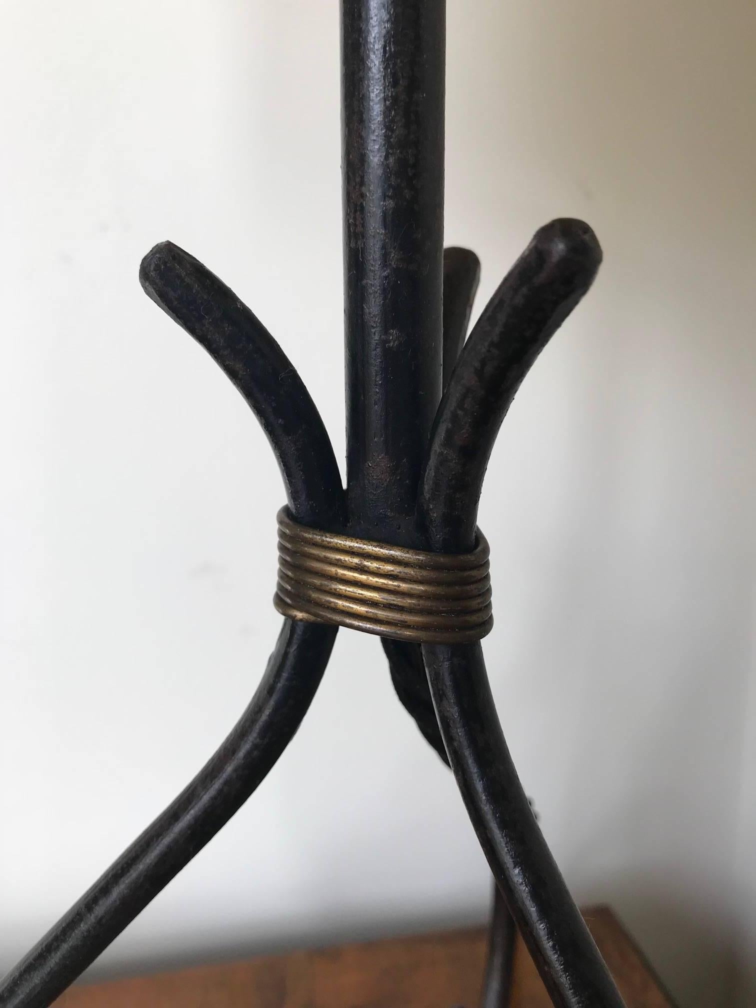 Iron and Gilt Metal Table Lamp in the Manner of Jacques Adnet, French, 1950s In Good Condition In London, GB