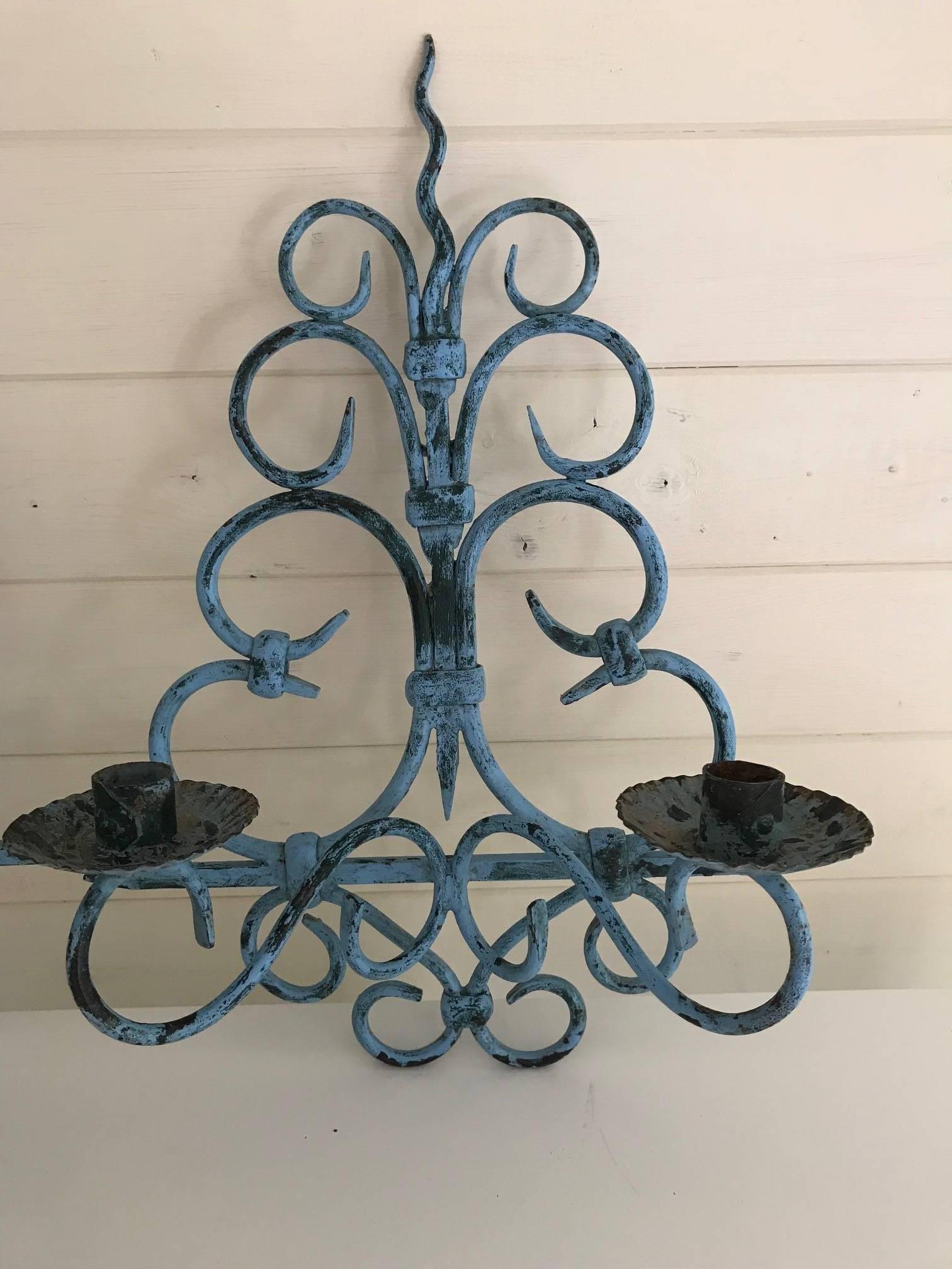 Early 20th Century Pair of French Painted Iron Wall Lights Sconces 3