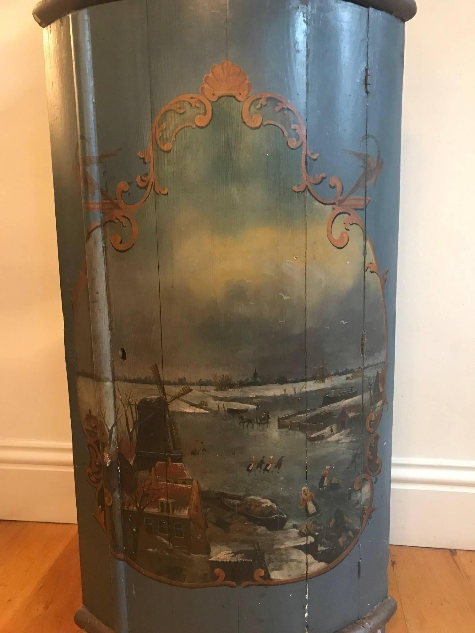 19th Century Painted Corner Cupboard Encoignure In Distressed Condition In London, GB