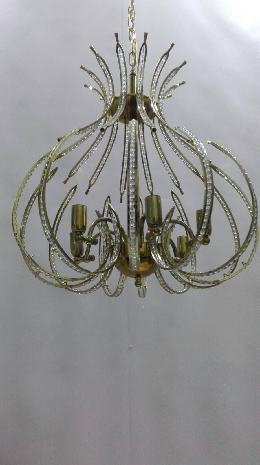 Pair of Brass and Crystal Chandeliers from the Ceiling, 20th Century In Excellent Condition For Sale In Palermo, Italia