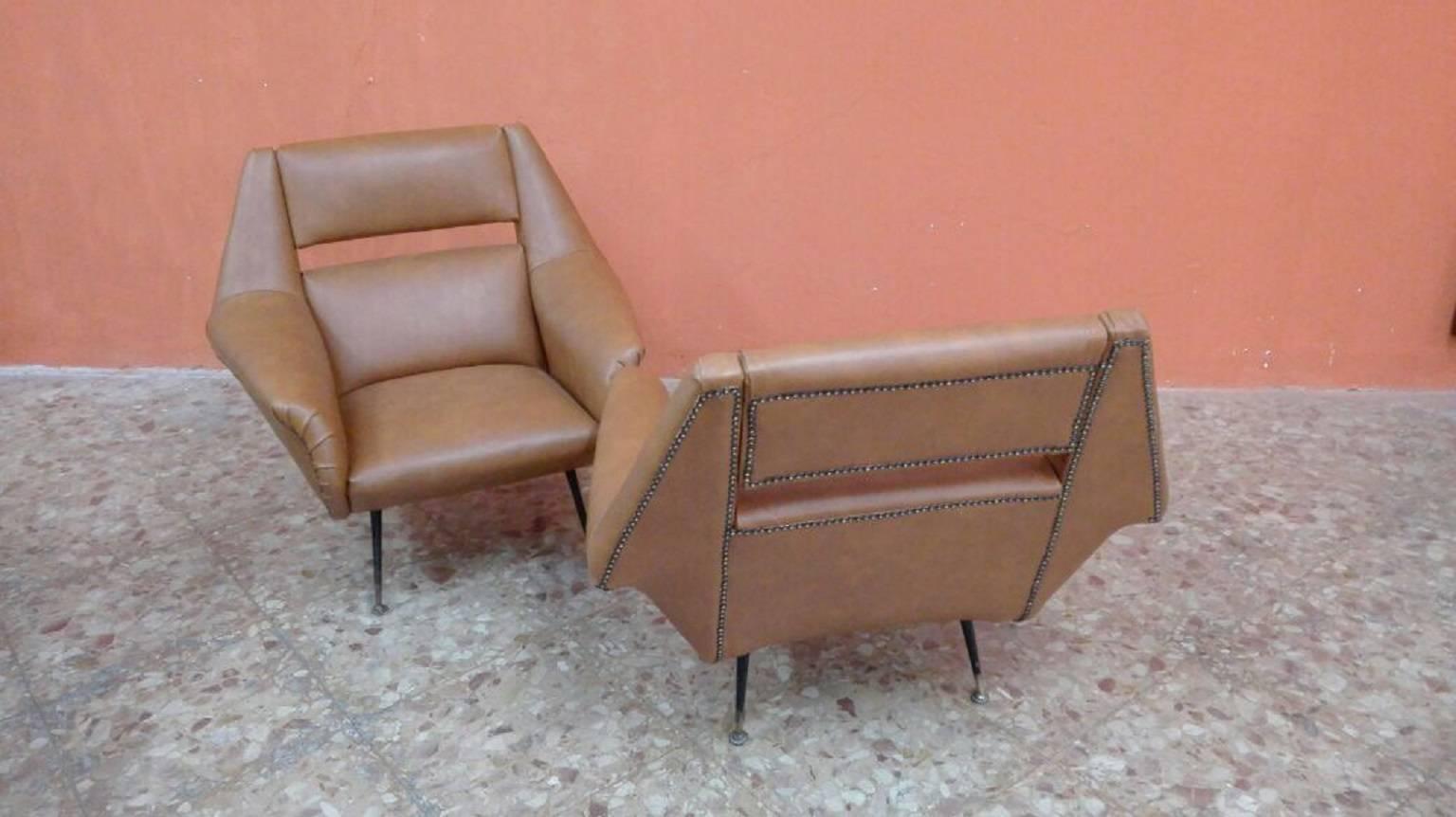 Sofa and Pair of Armchairs in Brown Leather and Italian Brass Legs by Gio Ponti 1