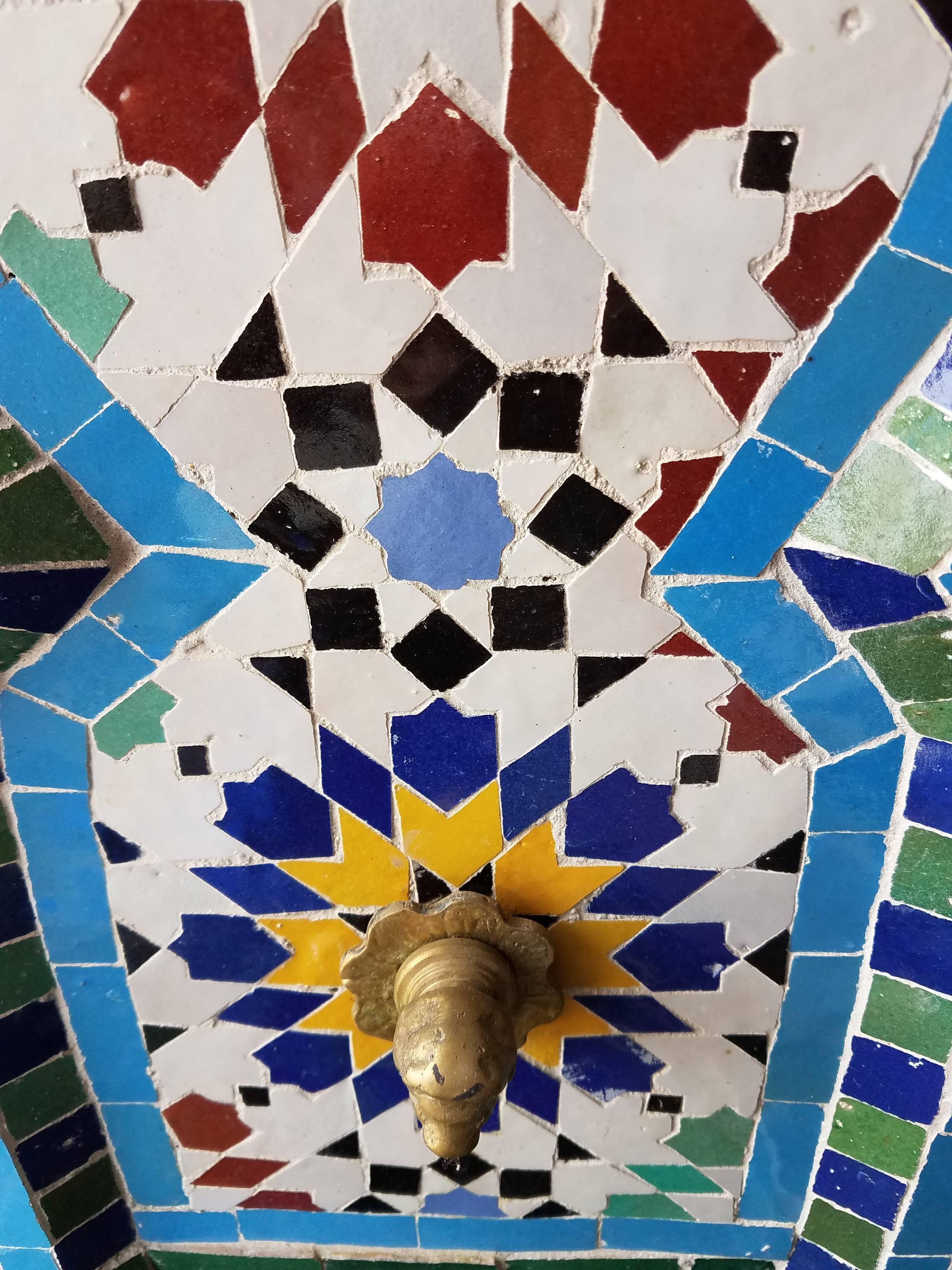 Arched Multi-Color Moroccan Mini Fountain All Glazed Mosaic In Excellent Condition In Orlando, FL
