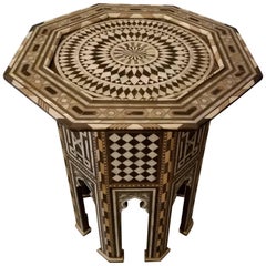 Syrian Mother-of-Pearl Walnut Wood Side Table, Coquillage