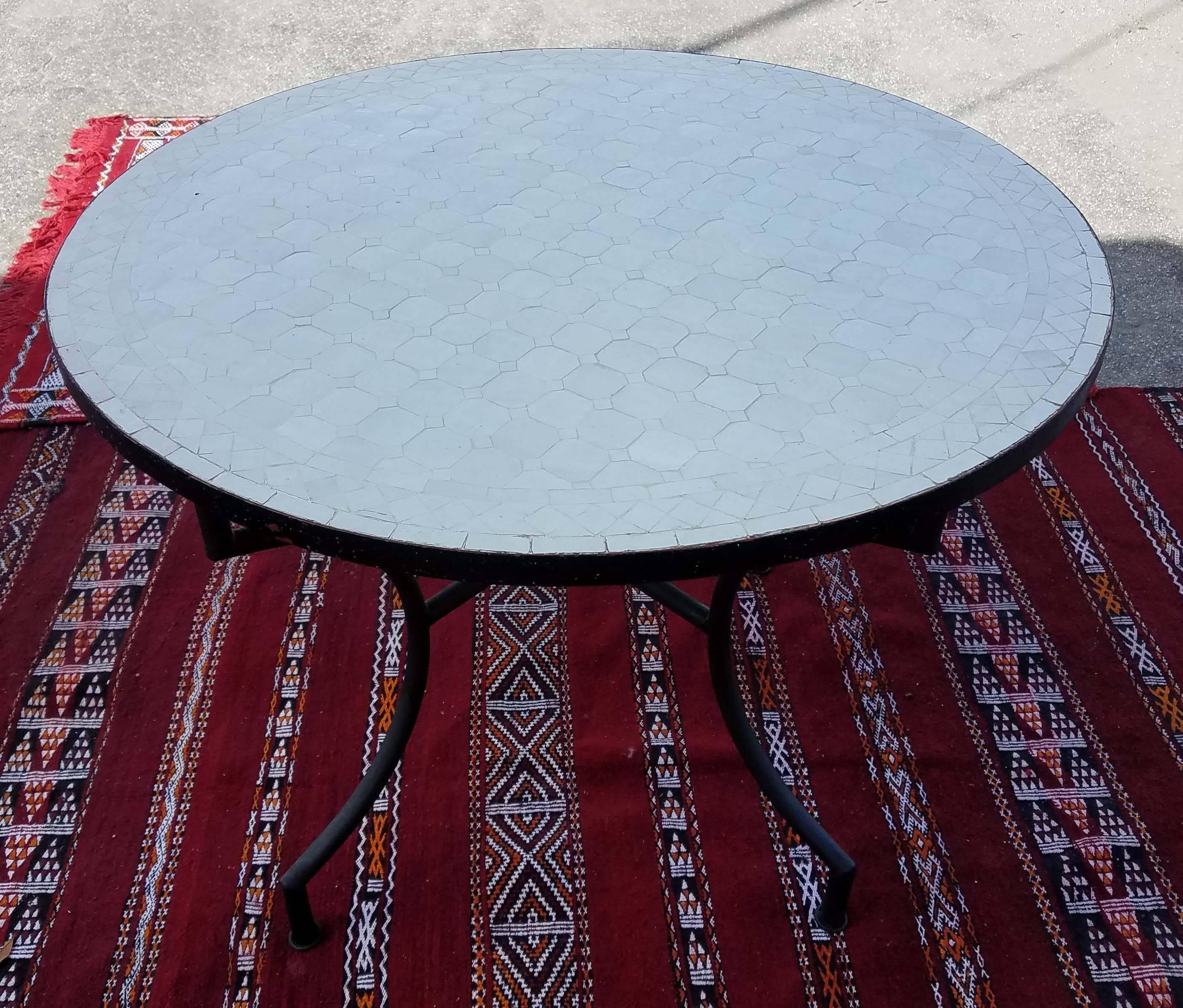 Moroccan Mosaic Table, CR4 Pattern For Sale 2