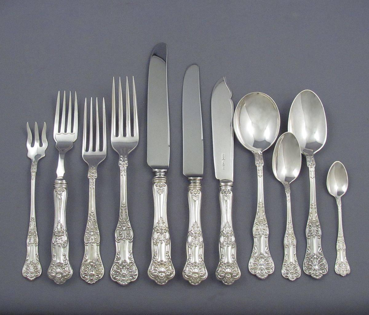 An extensive Queens pattern sterling silver flatware service for twelve by Roden Brothers, Toronto, circa 1920, comprising:

12 dinner knives
12 dinner forks
12 luncheon knives
12 luncheon forks
12 fish knives
12 fish forks
12 seafood