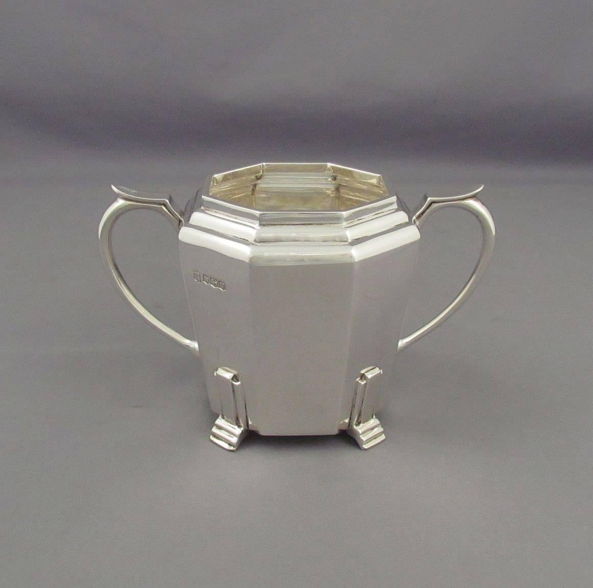 Art Deco Silver Tea Set In Excellent Condition For Sale In Vancouver, BC