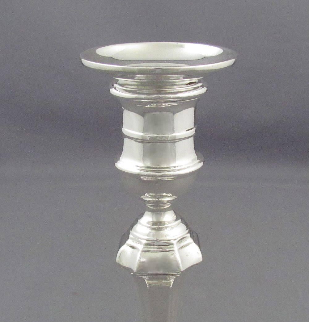 Pair of English Sterling Silver Candlesticks In Excellent Condition In Vancouver, BC