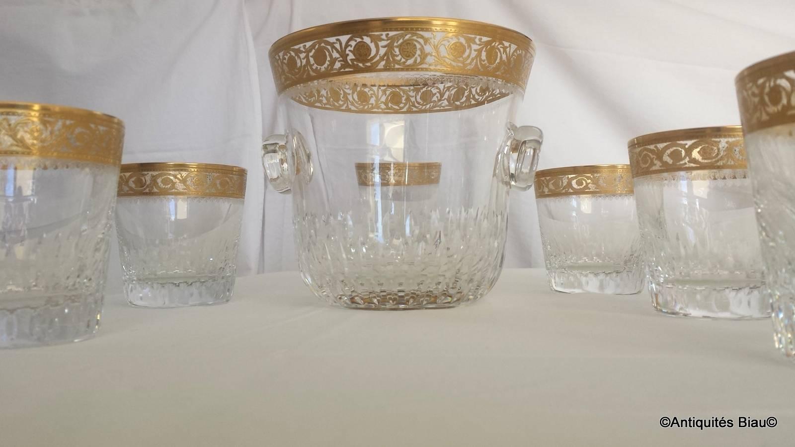 French Six Whiskey Glasses and Ice Bucket in Crystal Saint, Louis Thistle Gold Model