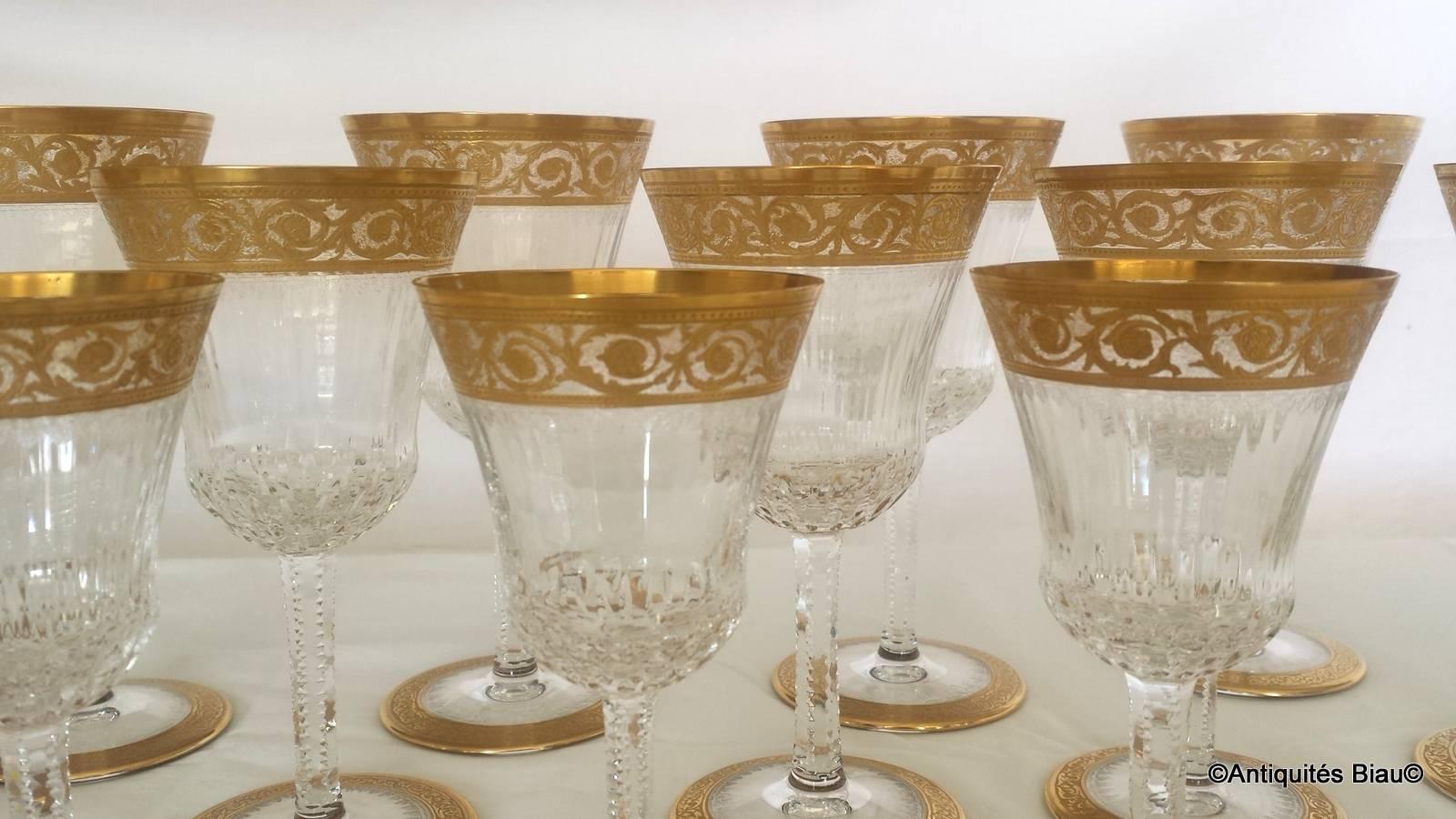 18 Glasses and Decanter in Crystal St Louis Thistle Gold Model, French For Sale 4