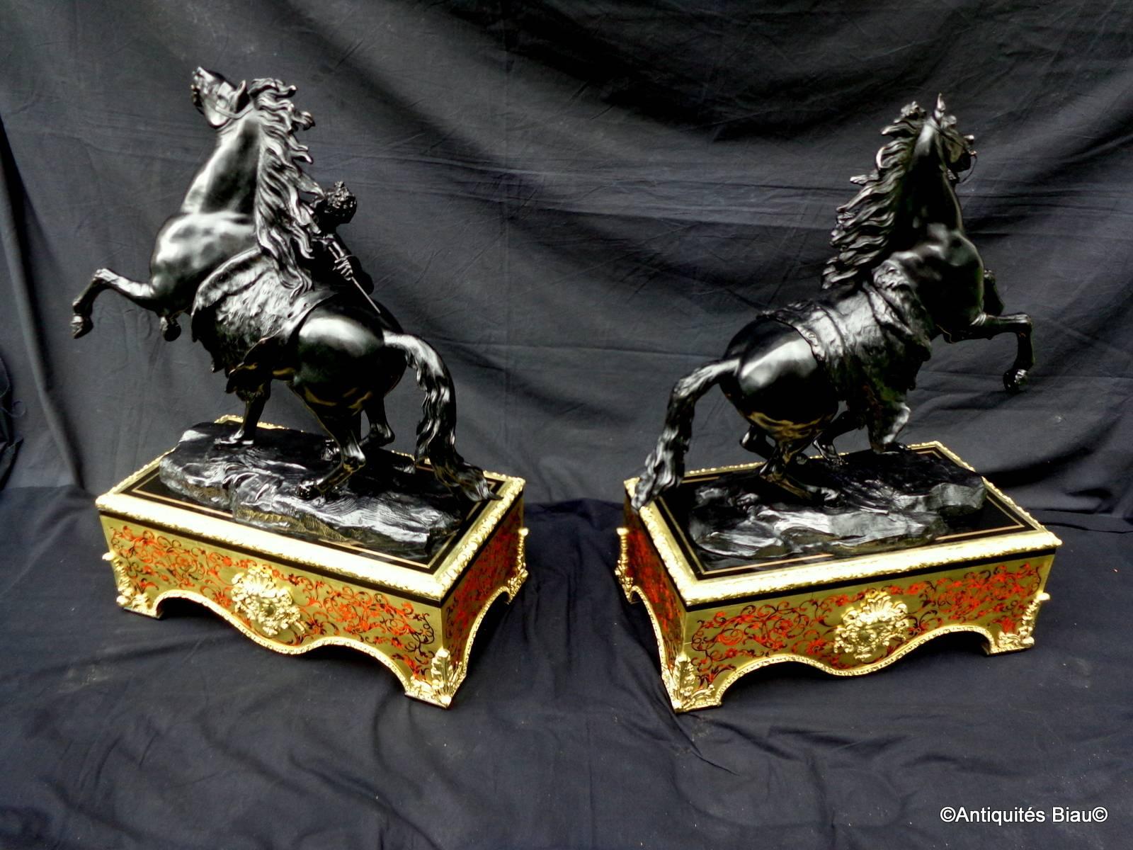 Pair of Marly Horses in Black Patinated Bronze with Pedestal Boulle Marquetry For Sale 4